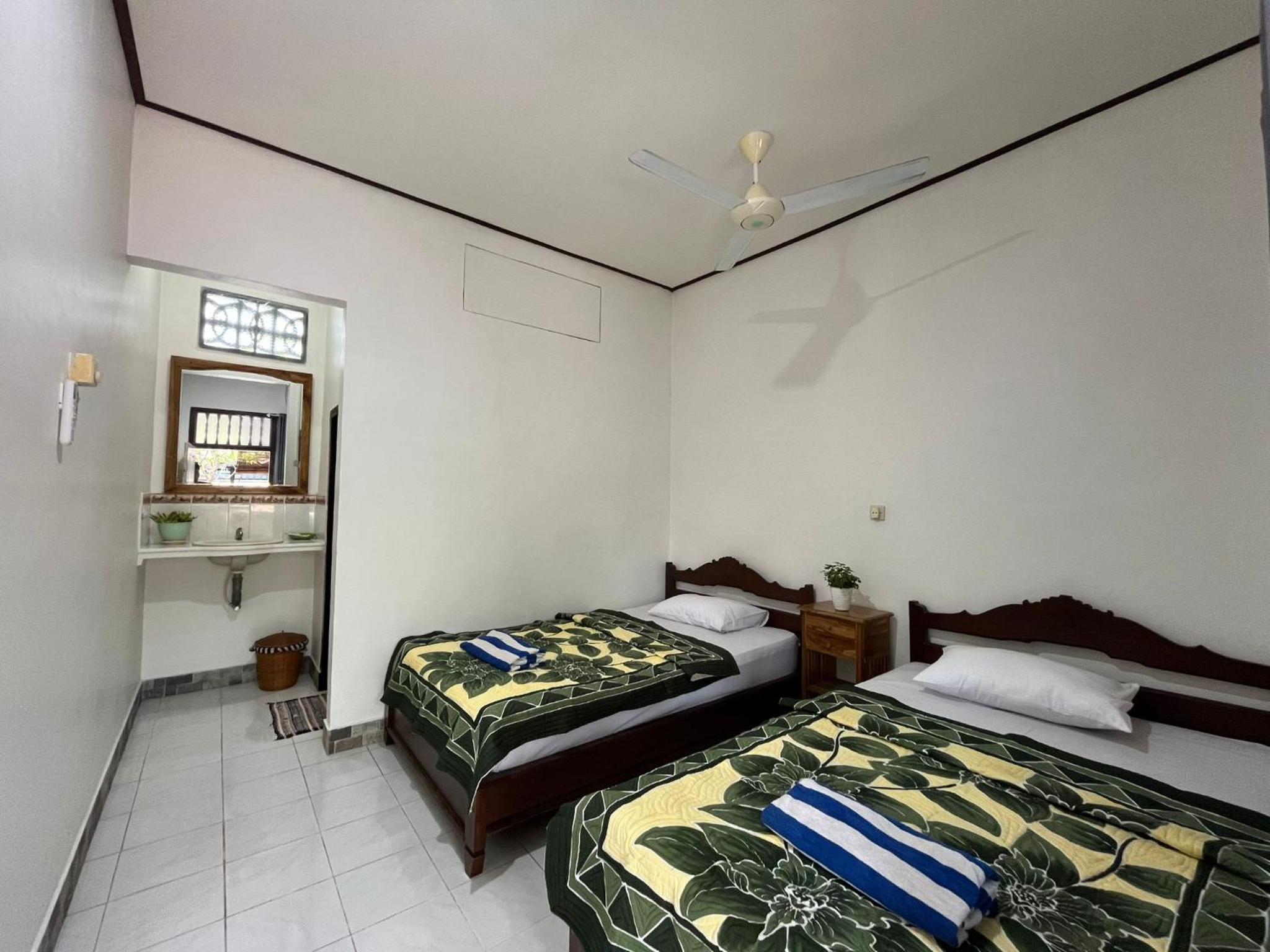 Twin Room with Terrace - Photo 1
