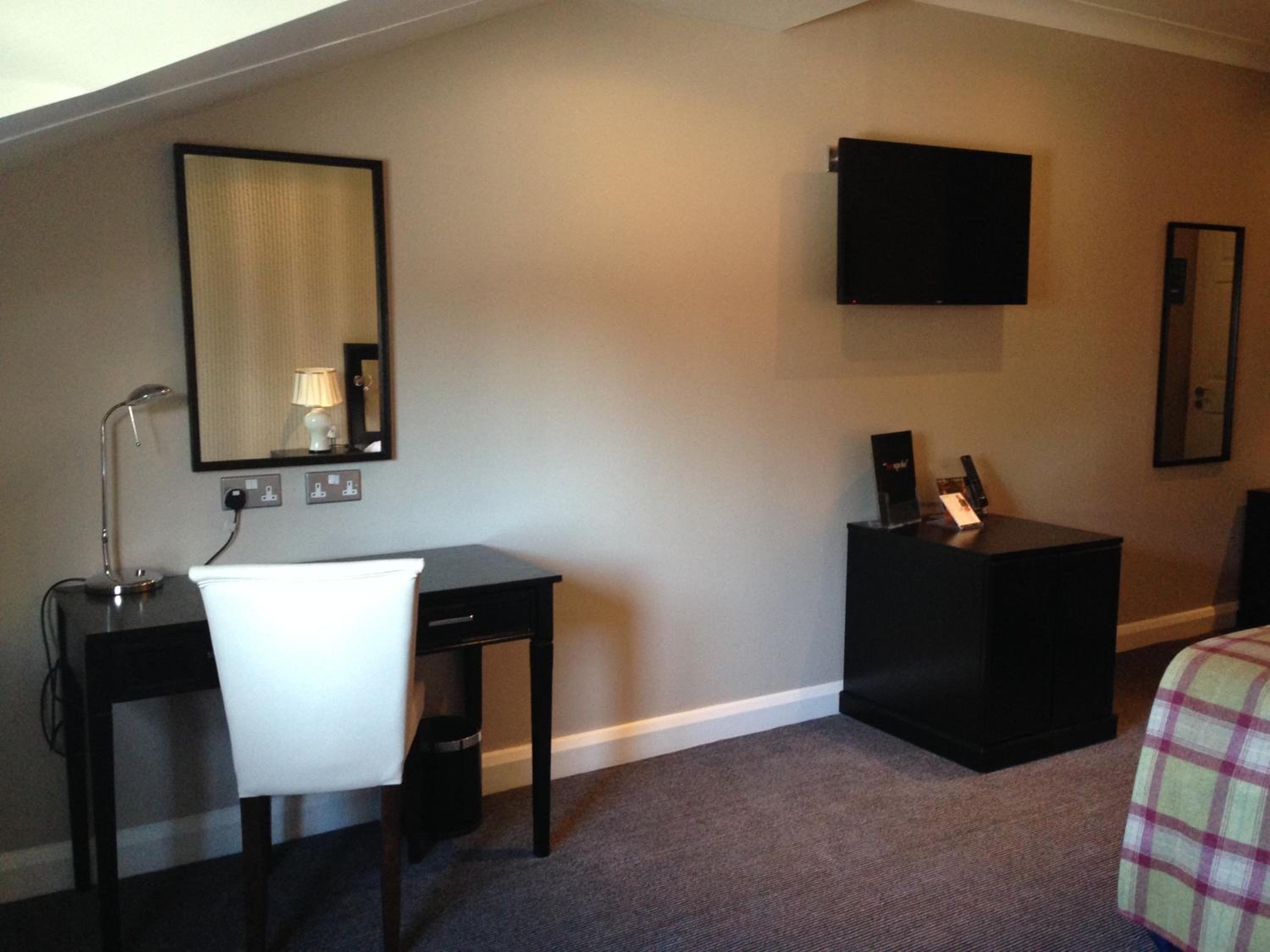Business Double Room - Photo 10