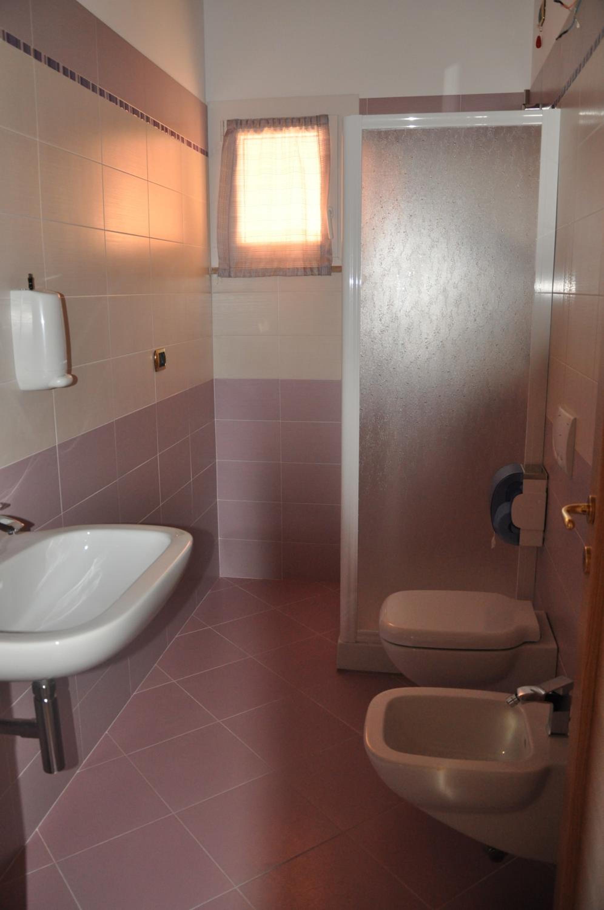 One-Bedroom Apartment with Balcony photo 3