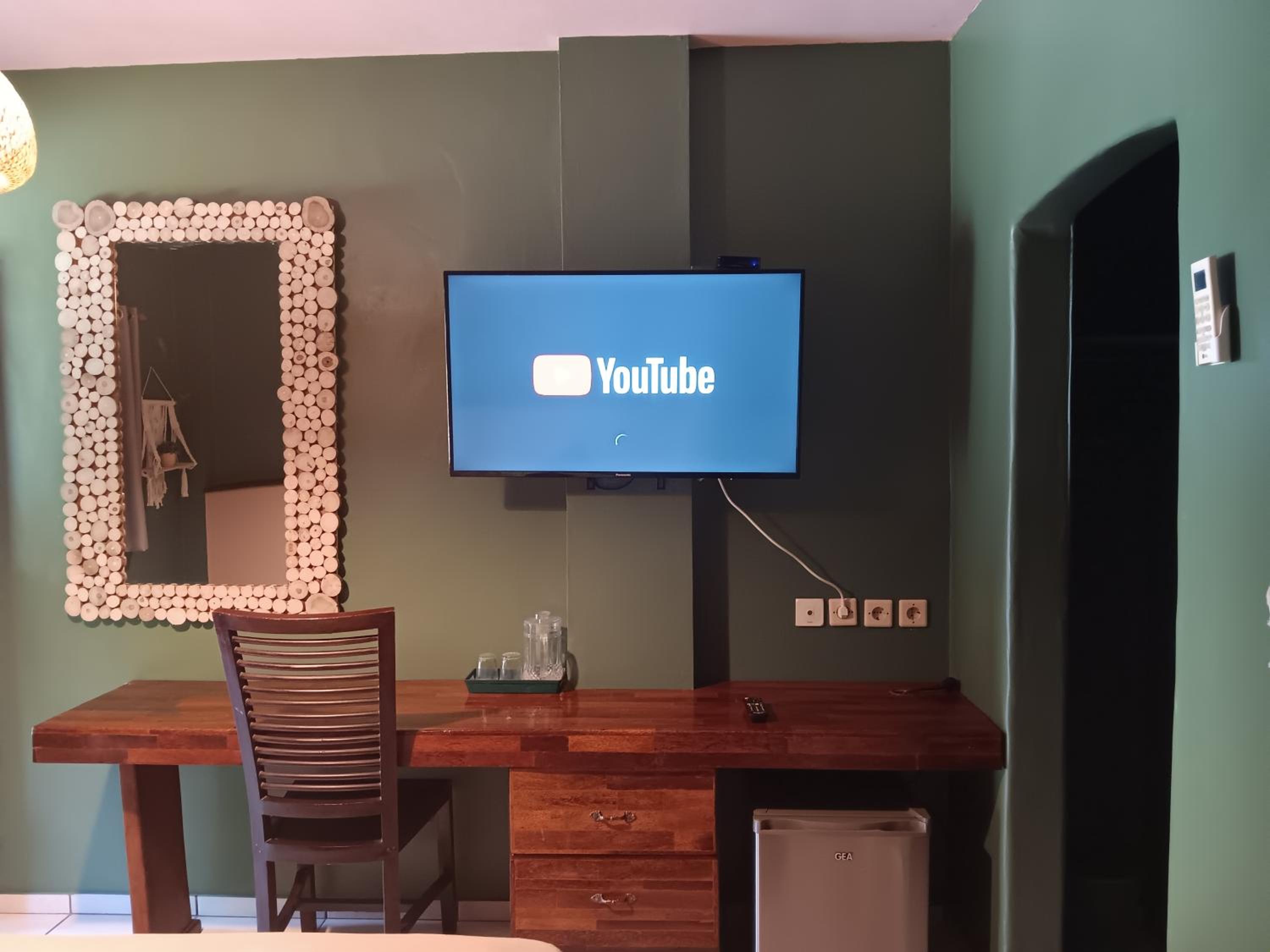 Standard Double or Twin Room - Photo 2