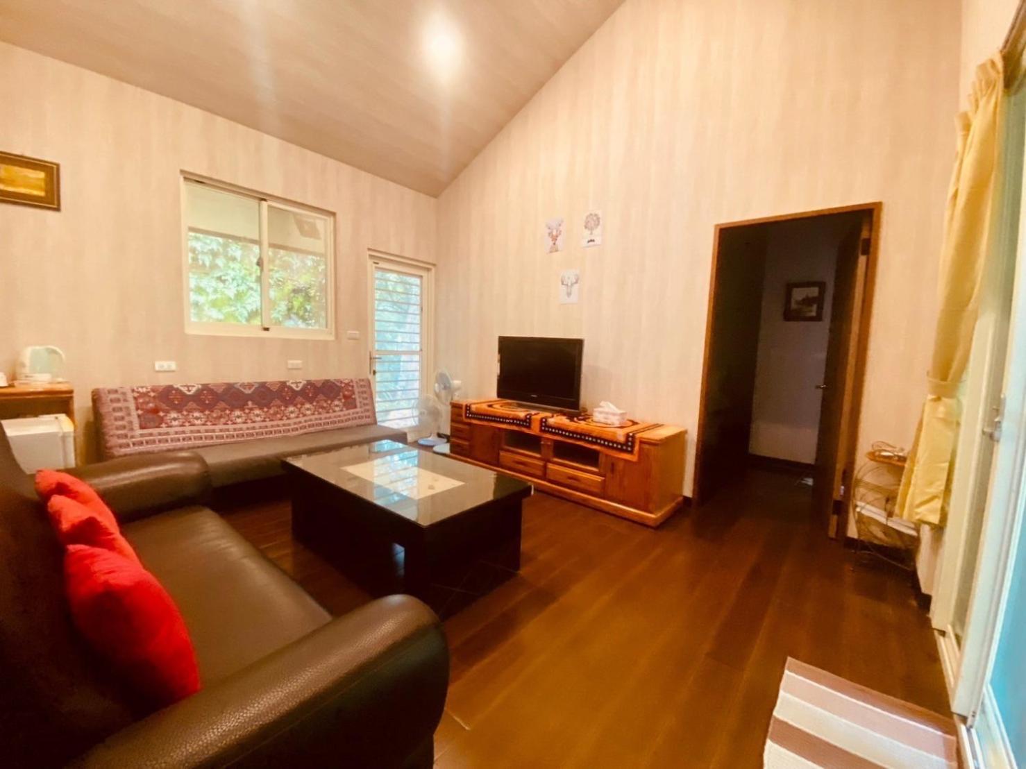 Quadruple Room with Private Bathroom photo 3