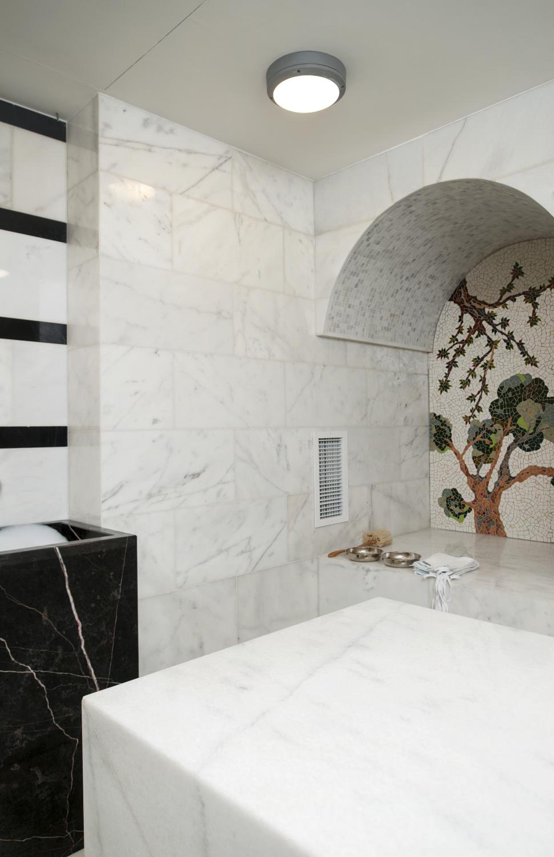 Double Room with Spa Access - Photo 12