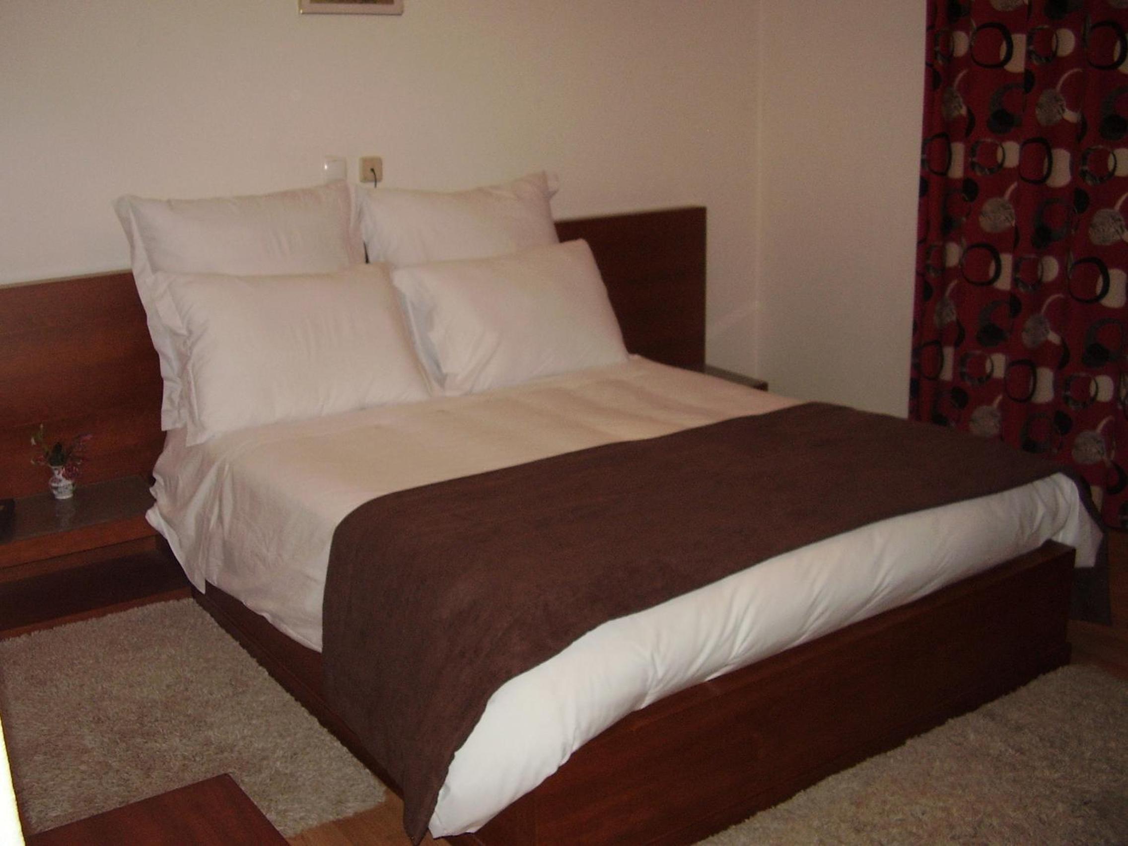 Double Room - Photo 2