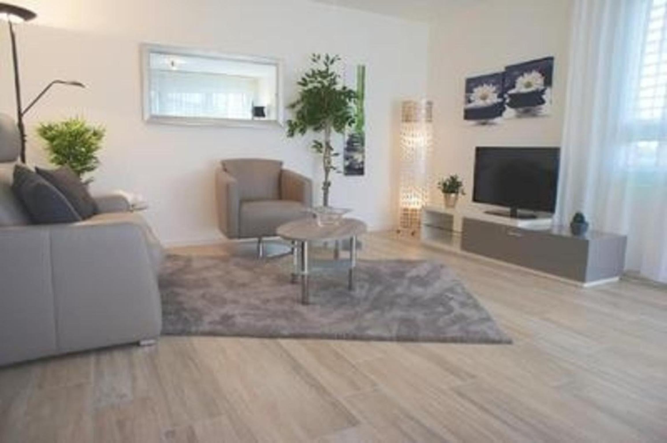 Apartment photo 1