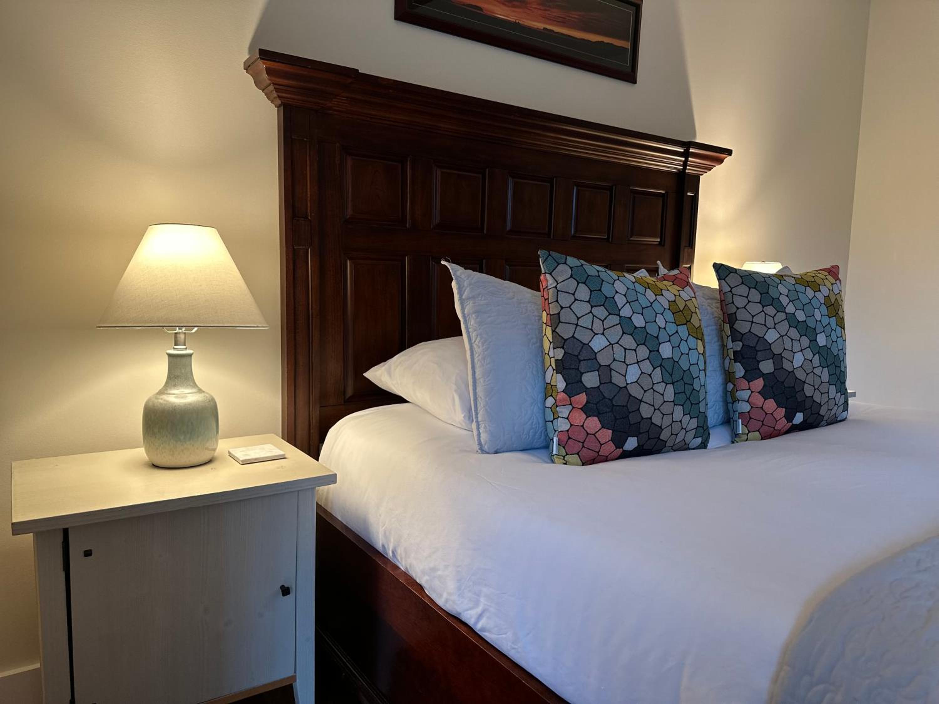 Queen Room with Water View photo 3