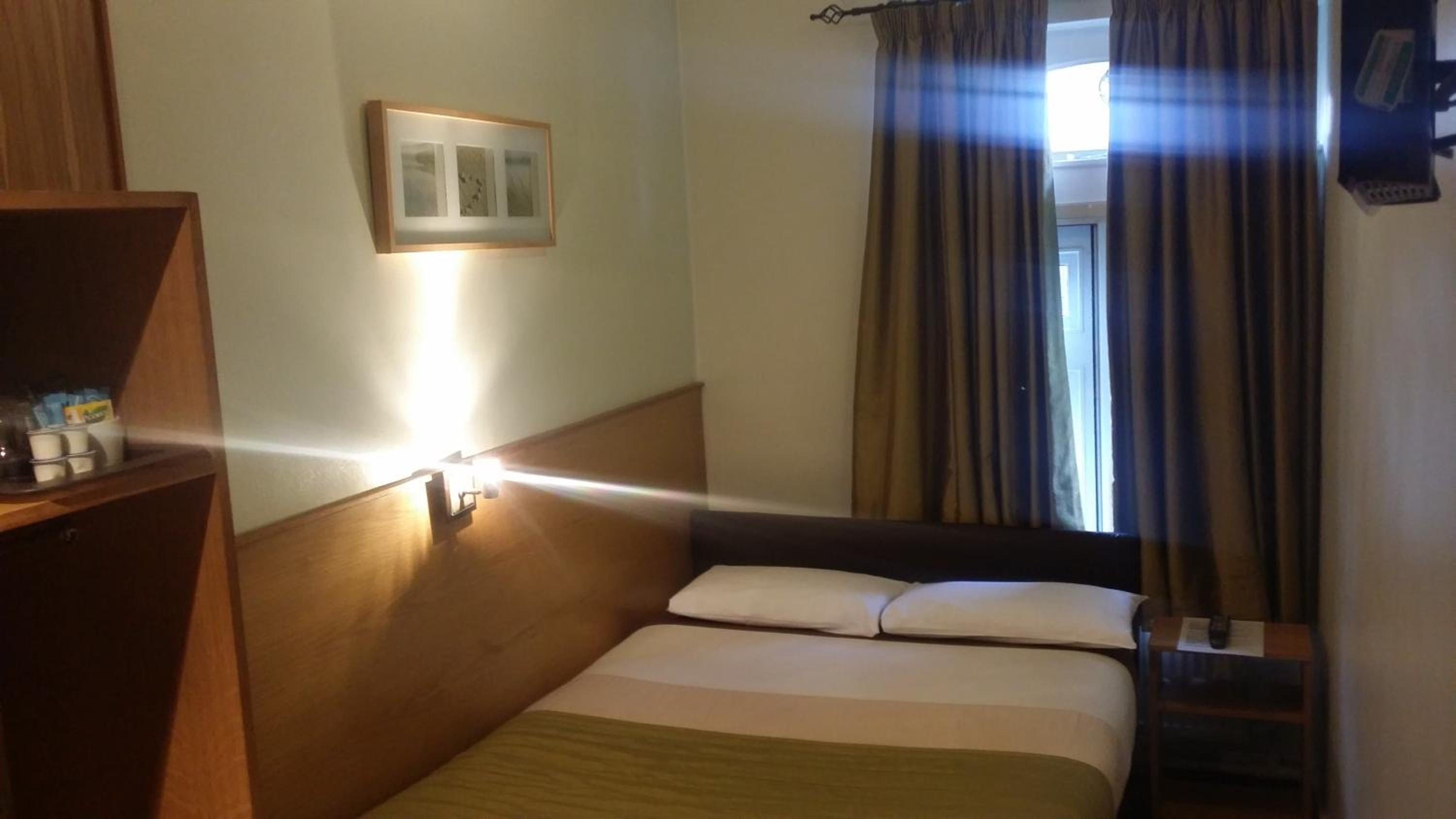 Single Room photo 3
