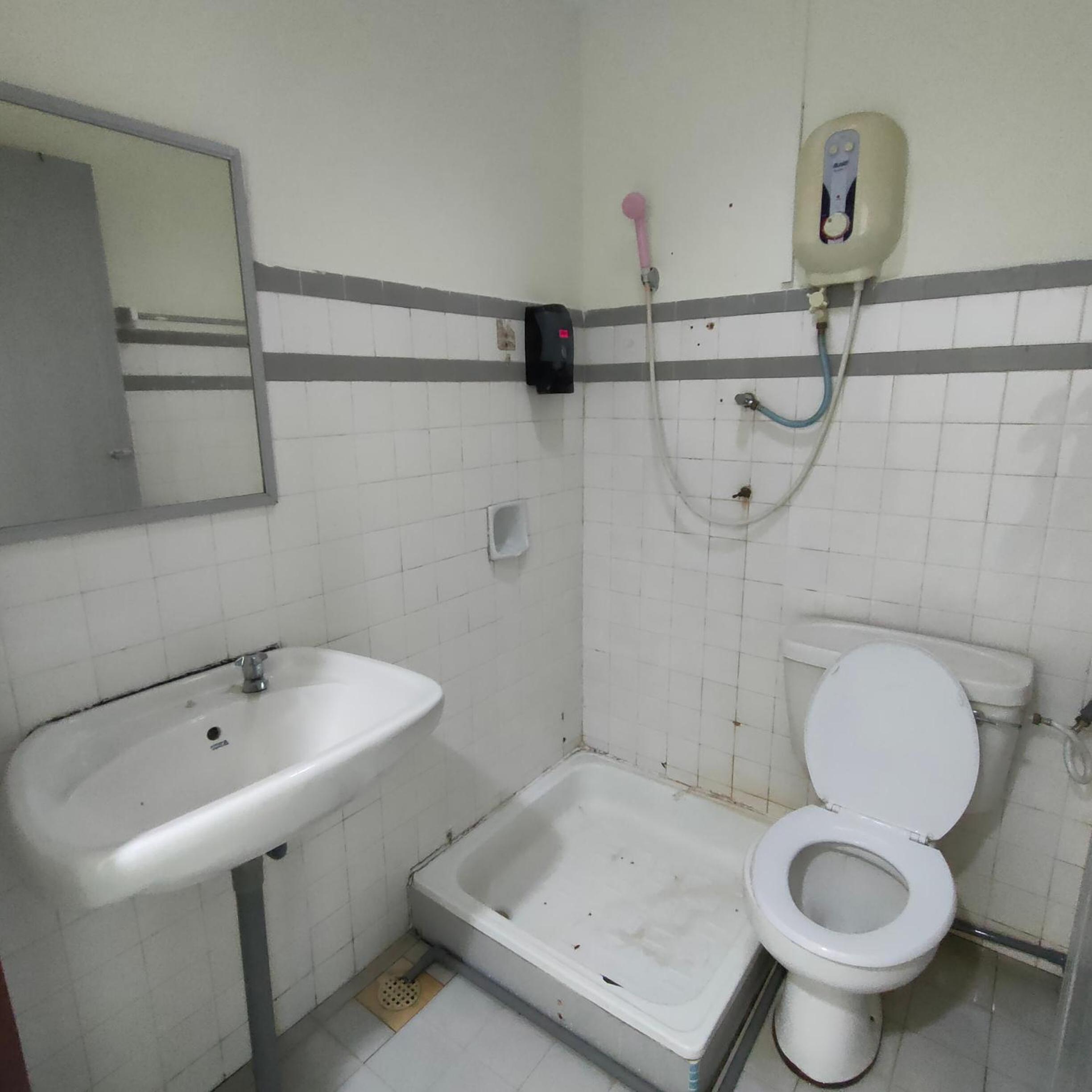 Triple Room - Disability Access - Photo 4