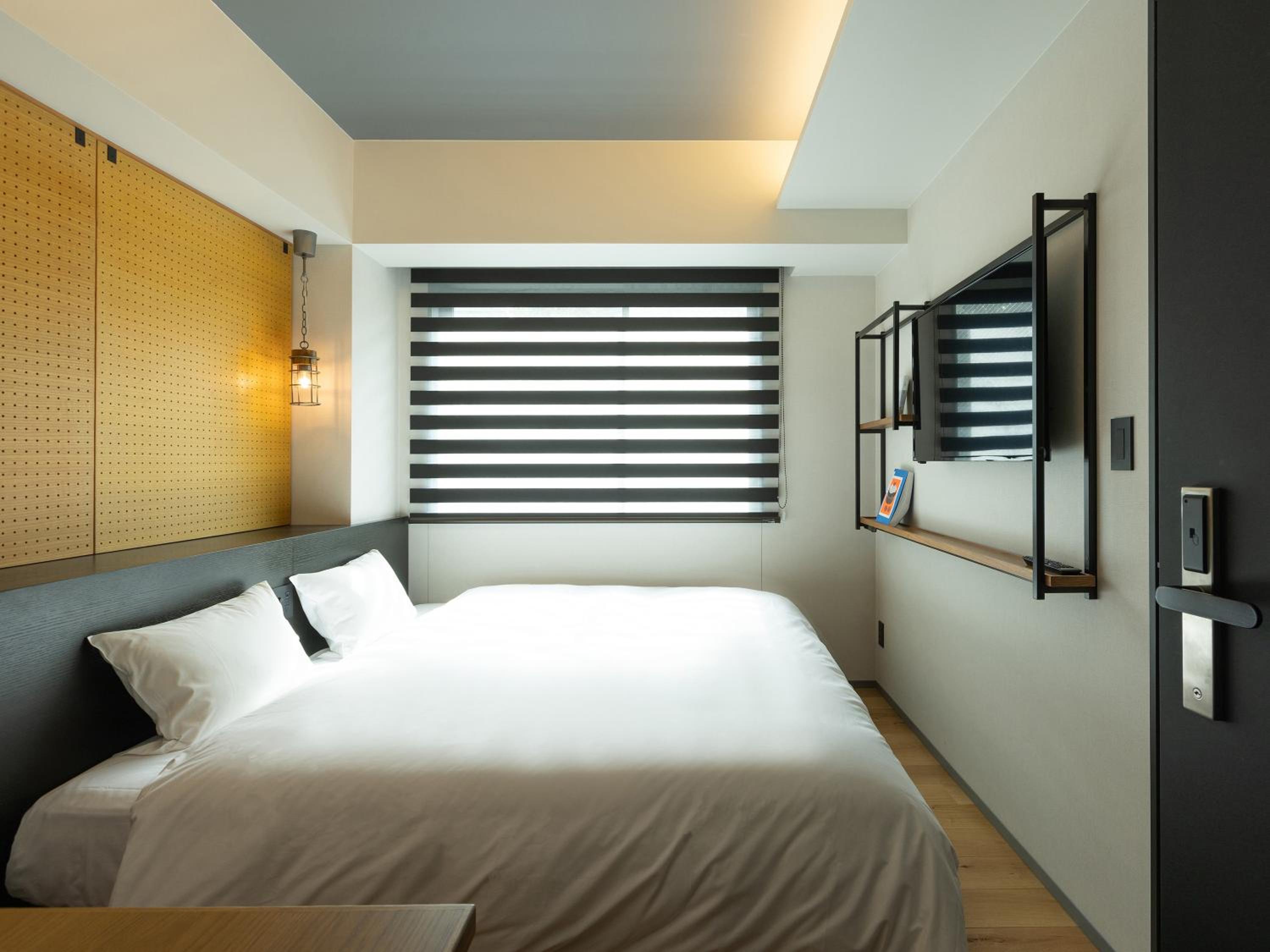 Standard King Room - Photo 4