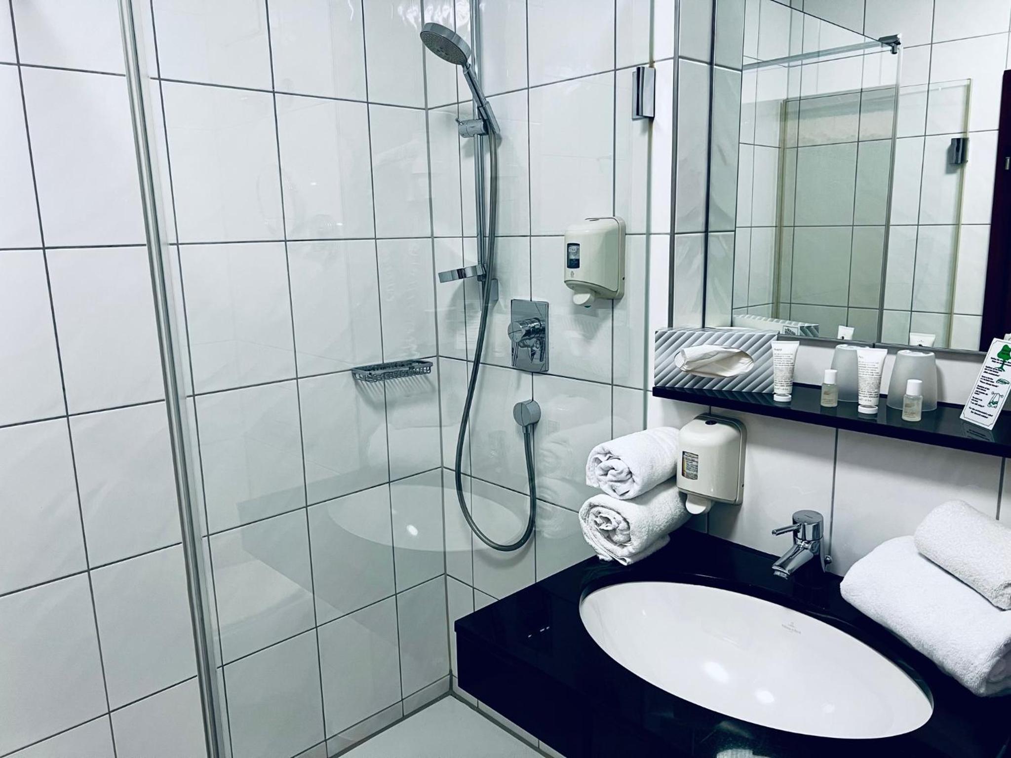 Single Room photo 3