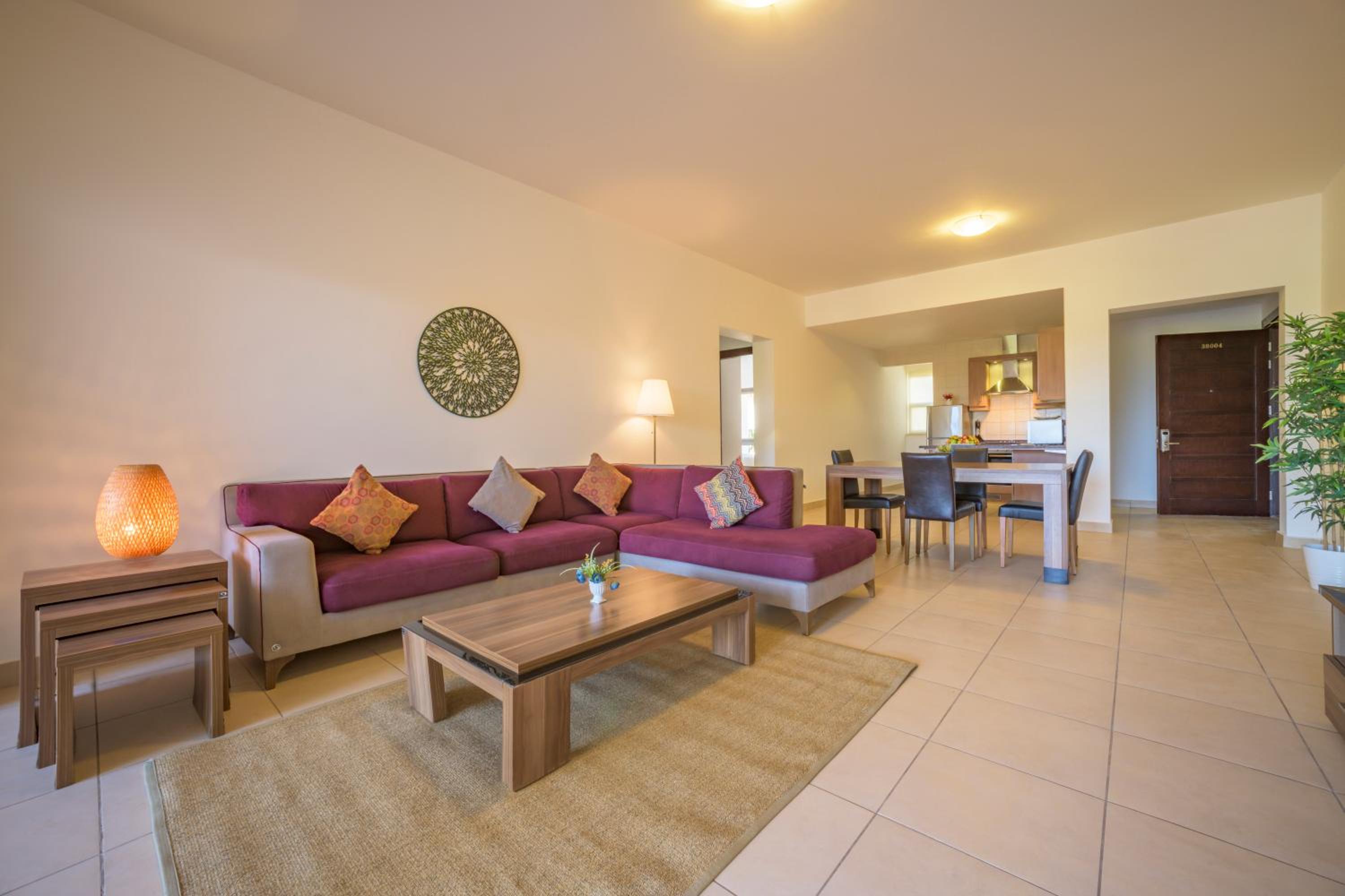 Two-Bedroom Premier Apartment - Photo 1