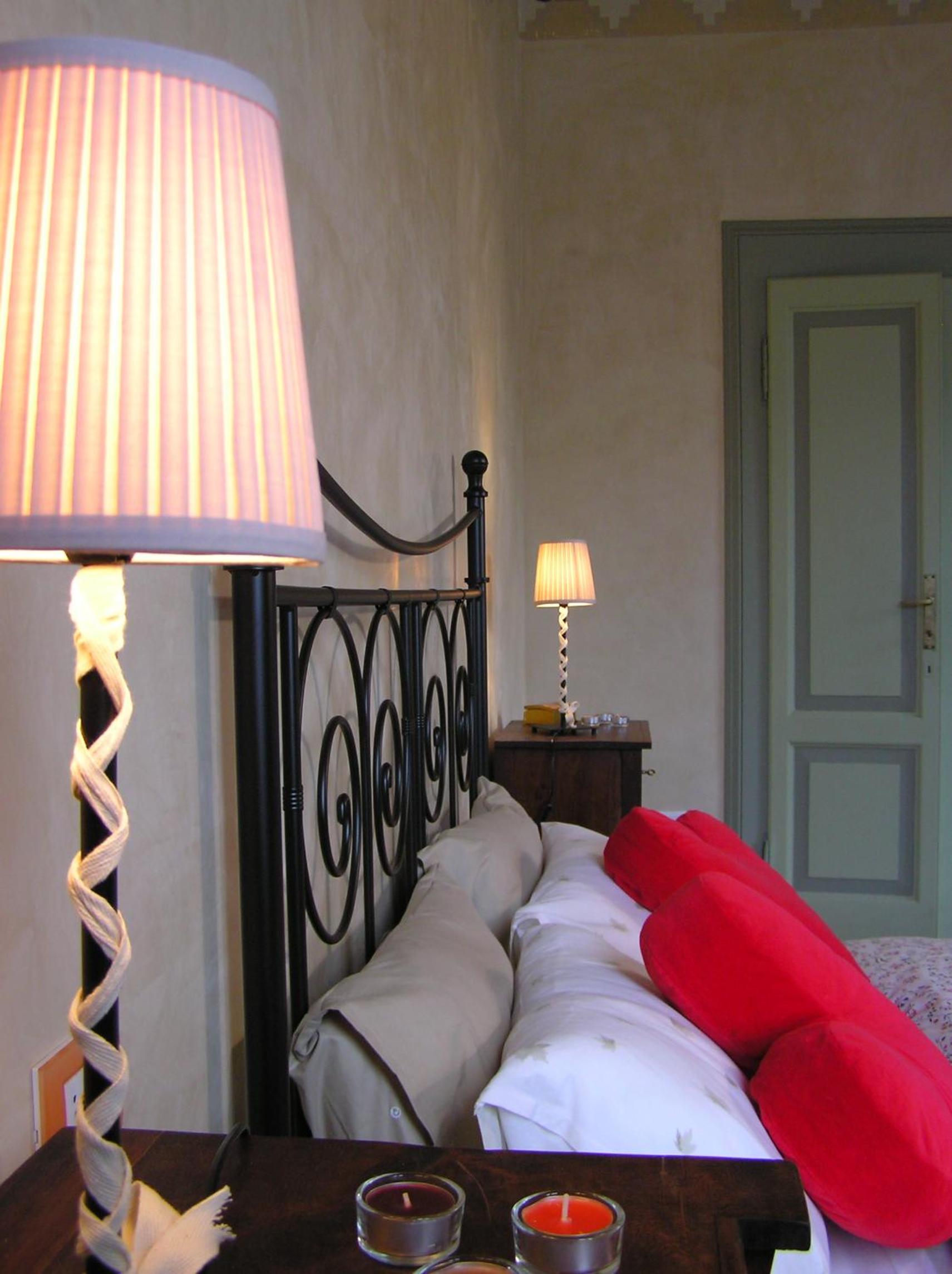 Standard Double Room with Lake View