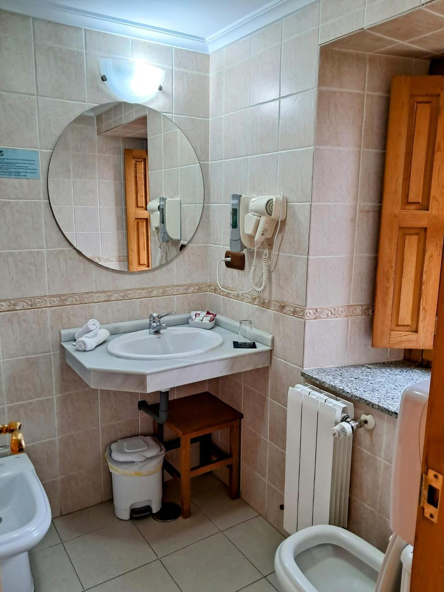 Double or Twin Room photo 1