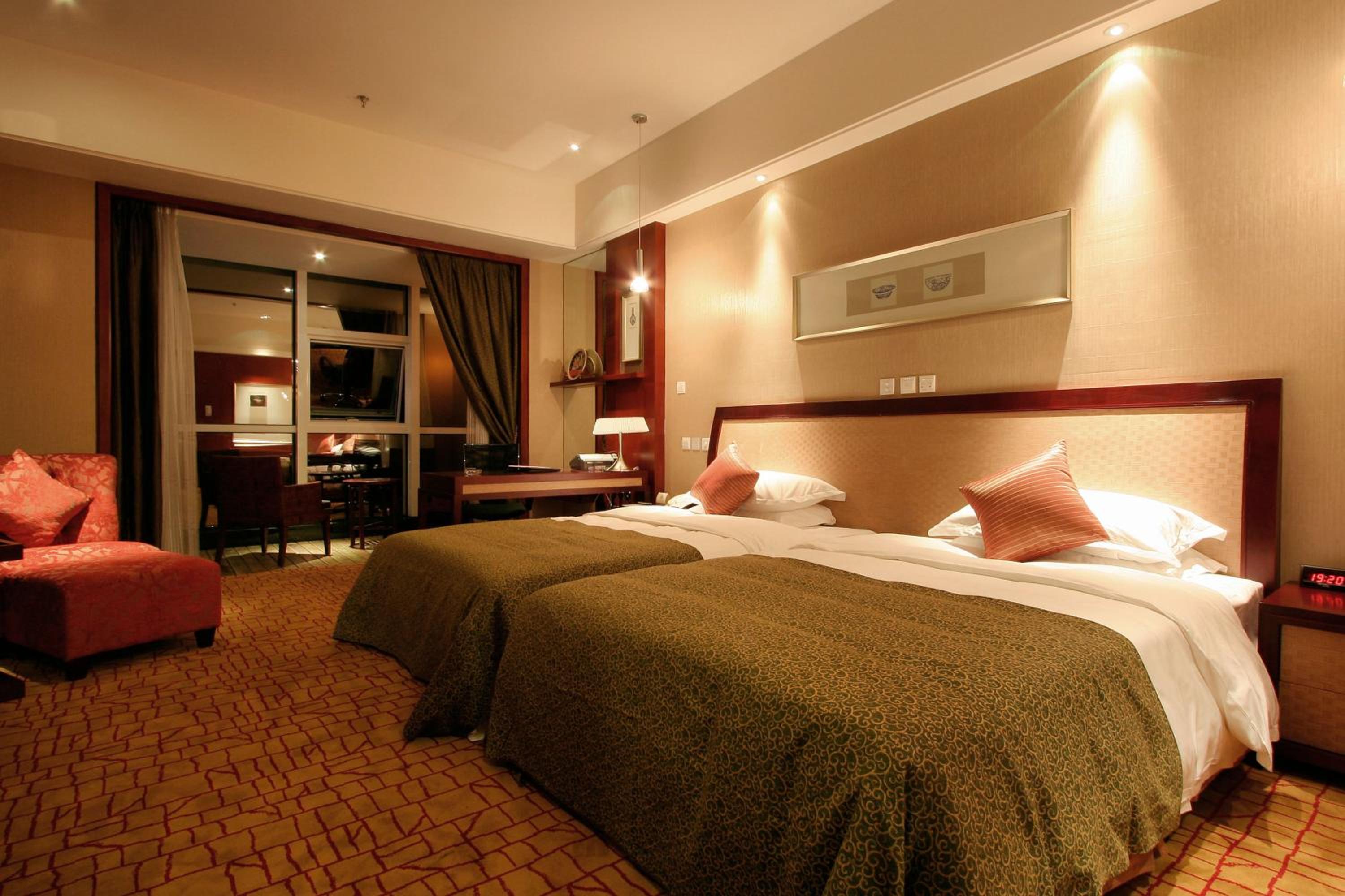 Executive Standard Twin Room photo 3