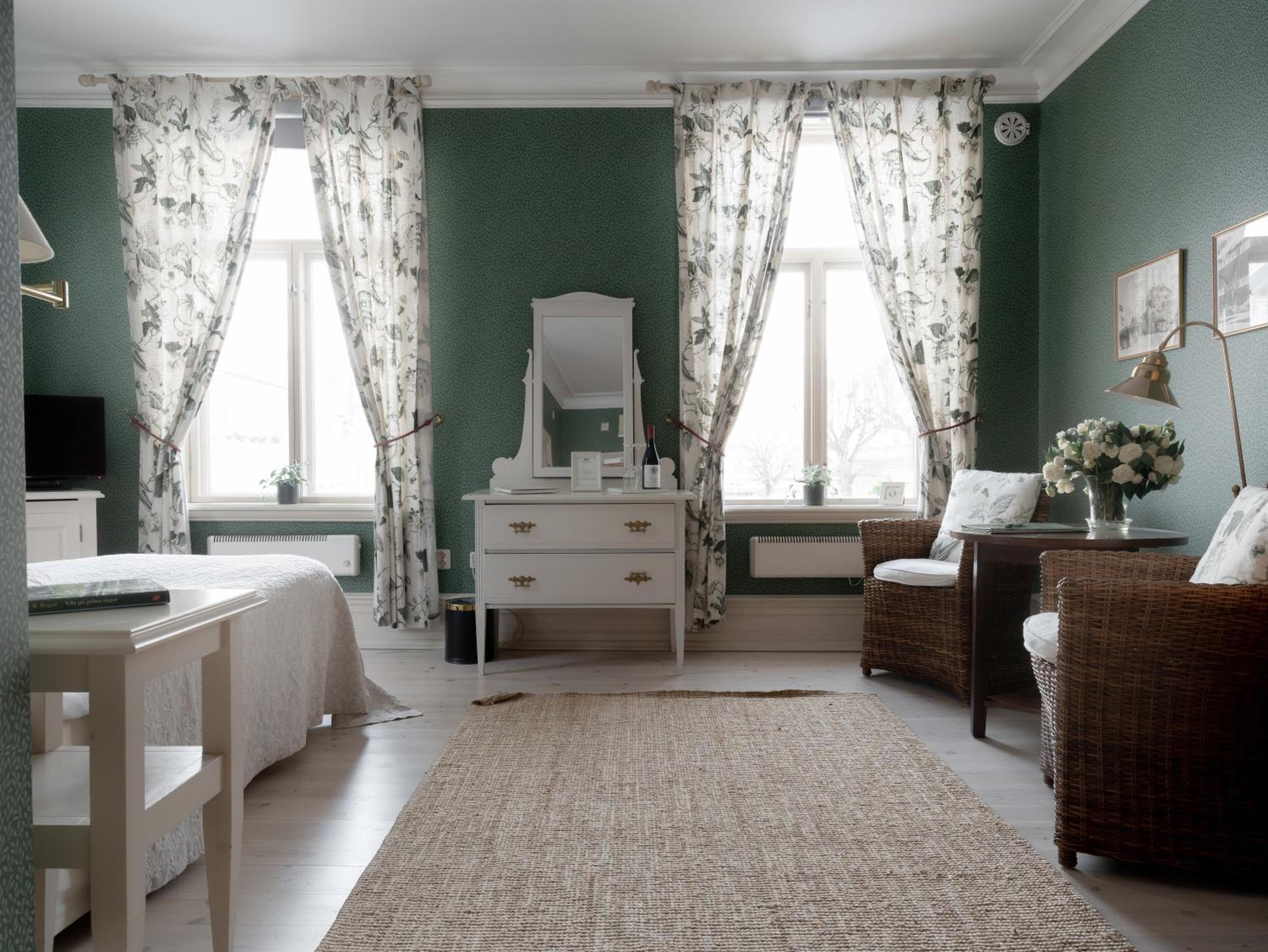 Double Room with Sea View (Dancing Room)
