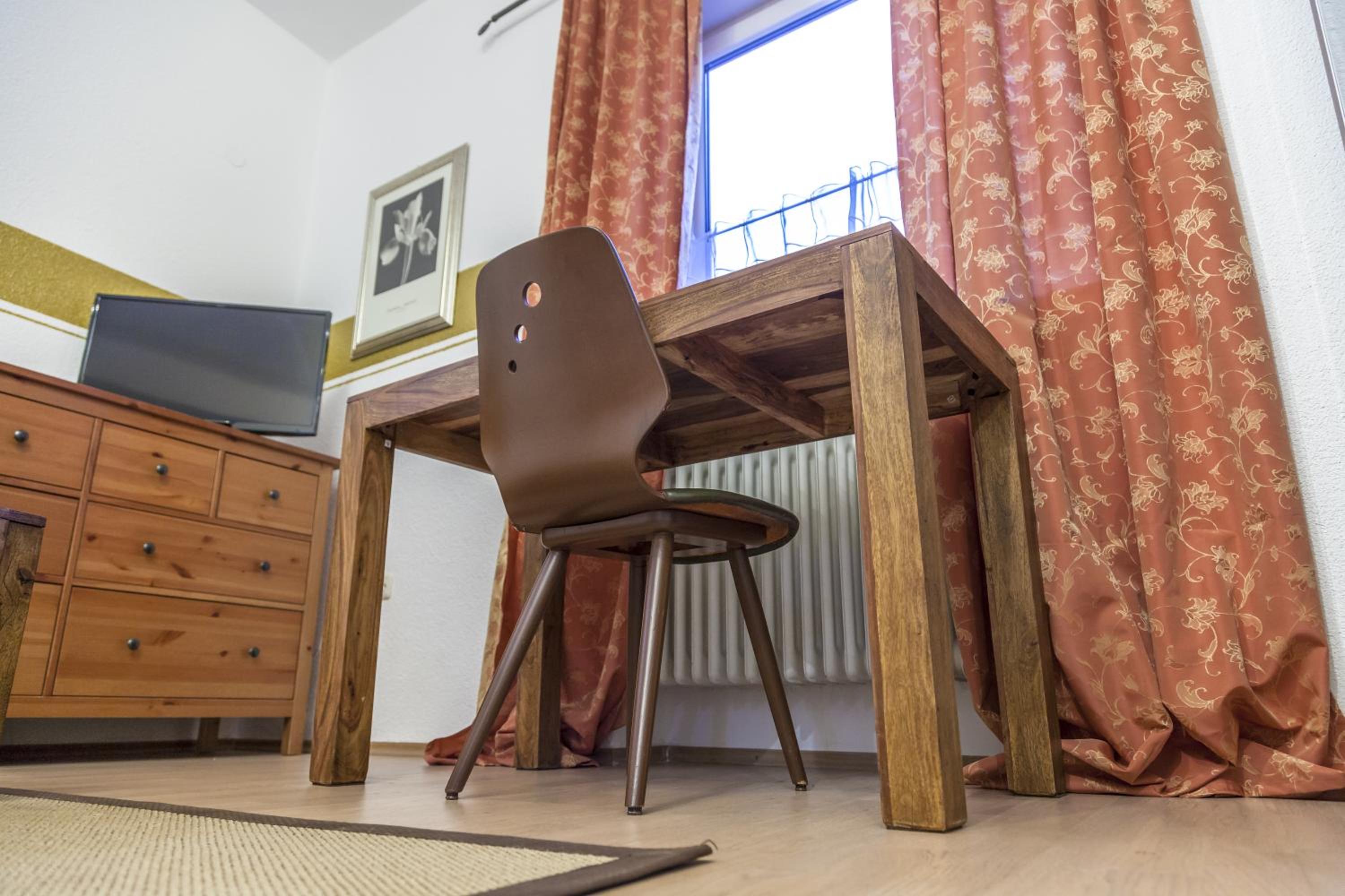 Double Room - Photo 12