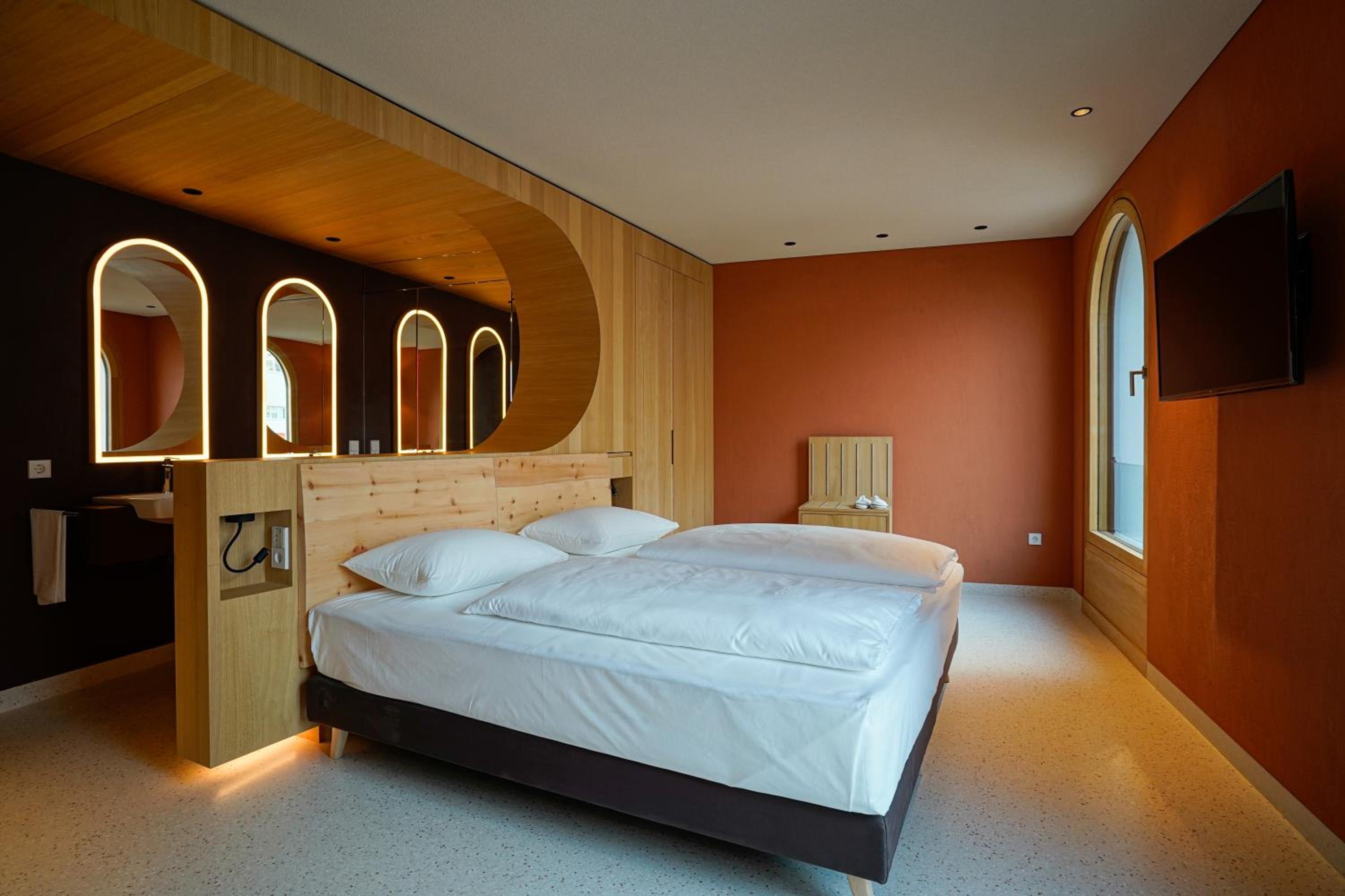 Large Double or Twin Room - Photo 19