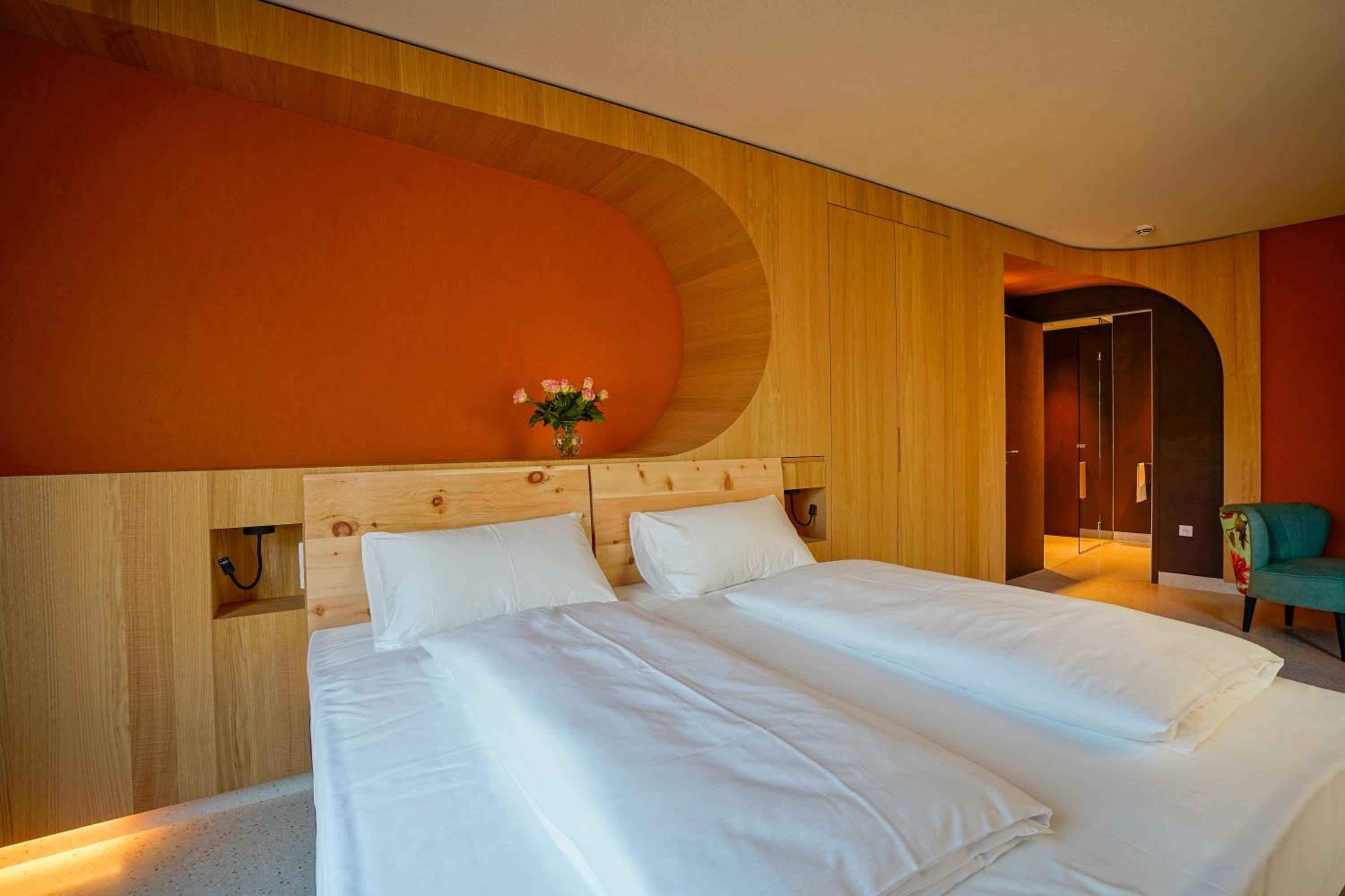 Large Double or Twin Room - Photo 5