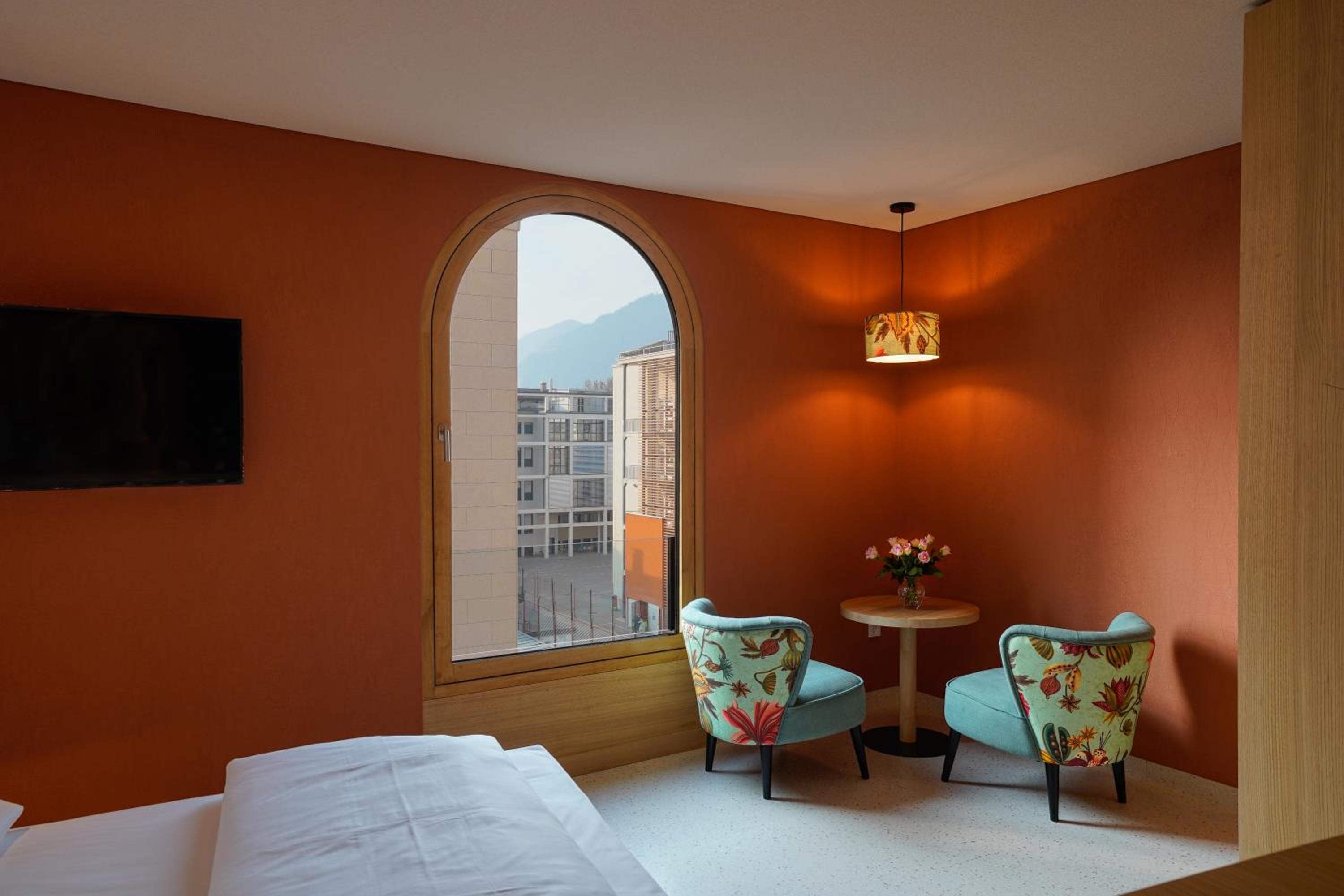 Large Double or Twin Room - Photo 15