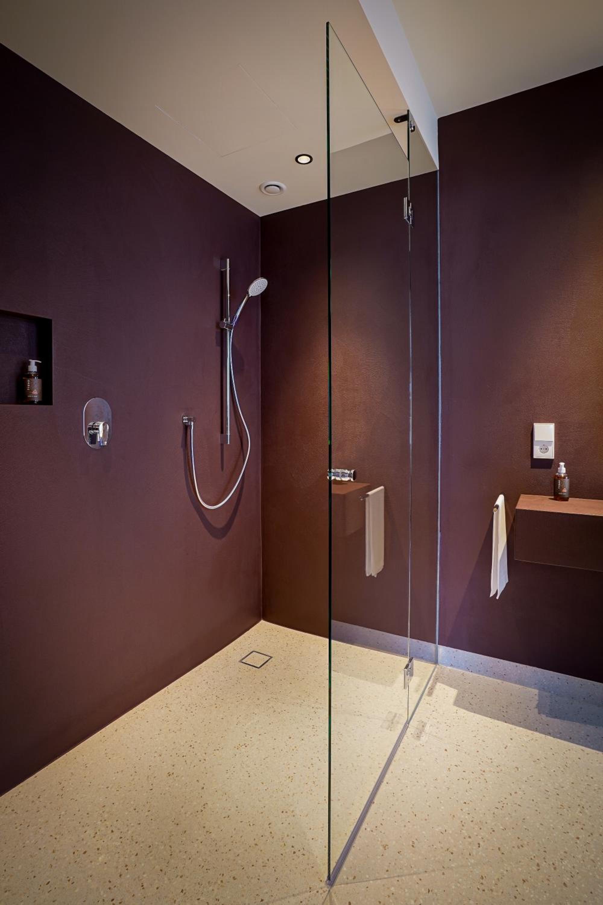 Large Double or Twin Room - Photo 11