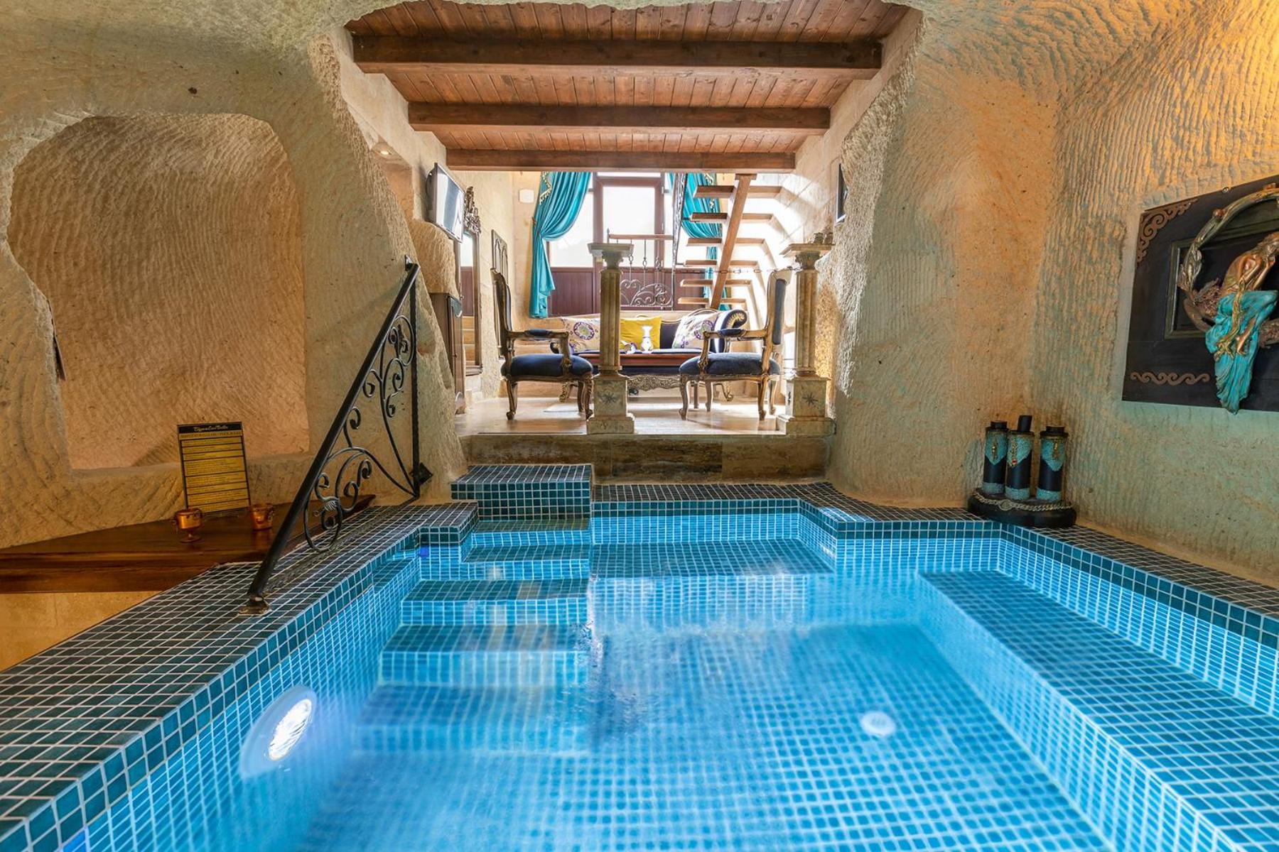 Suite with Private Pool