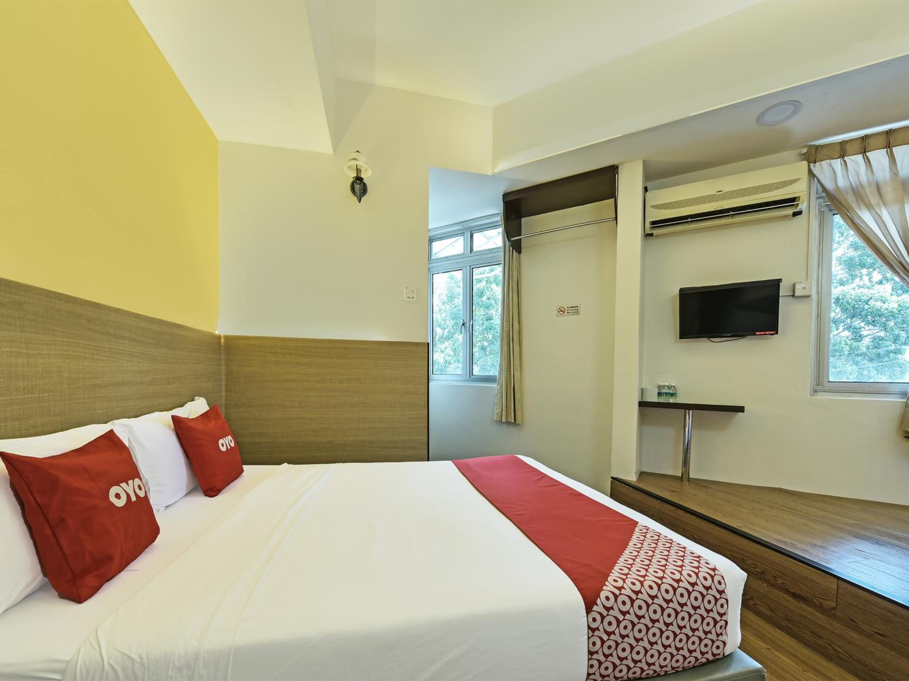Superior Suite - Photo 6