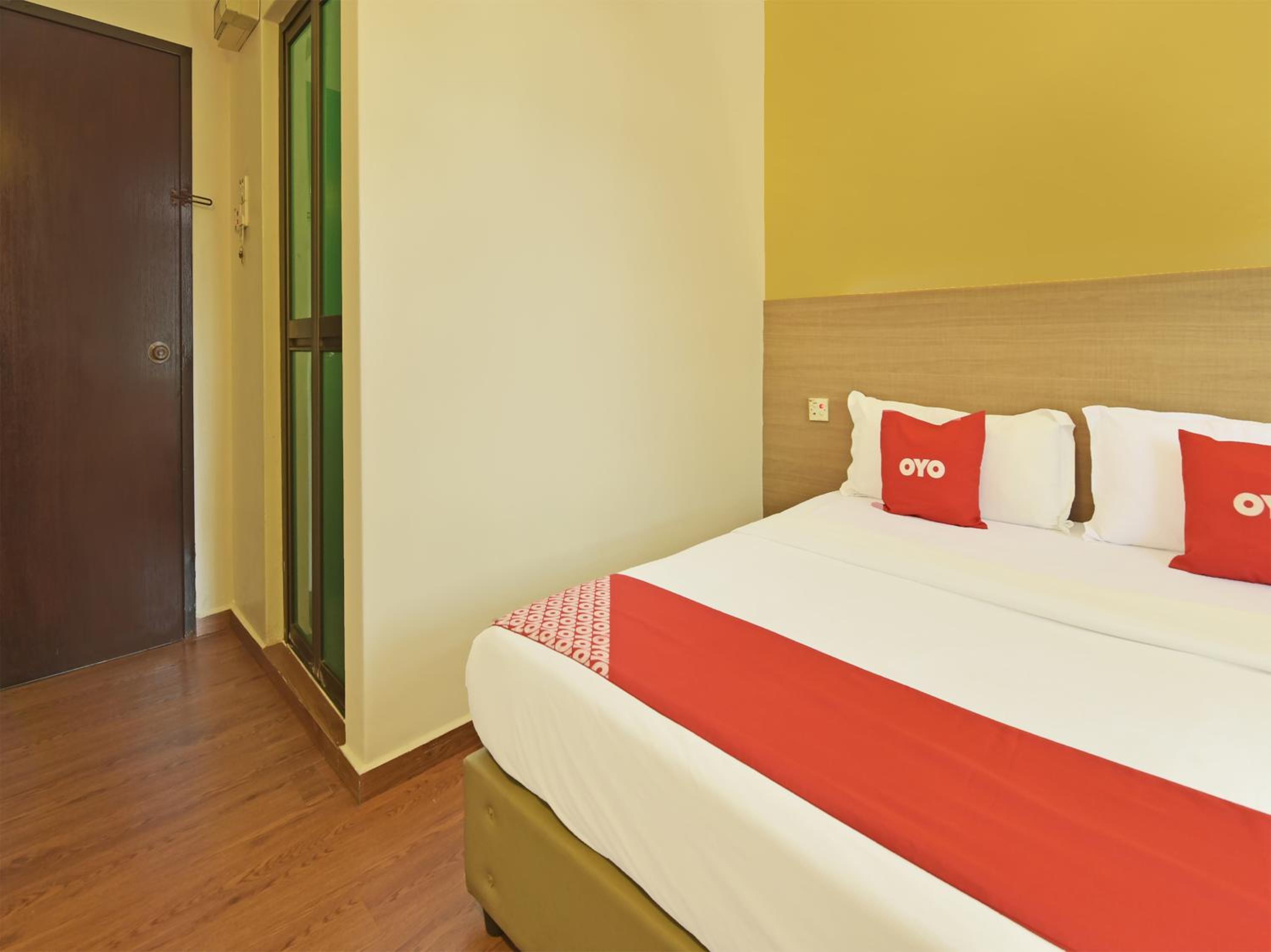 Standard Double Room - Photo 4