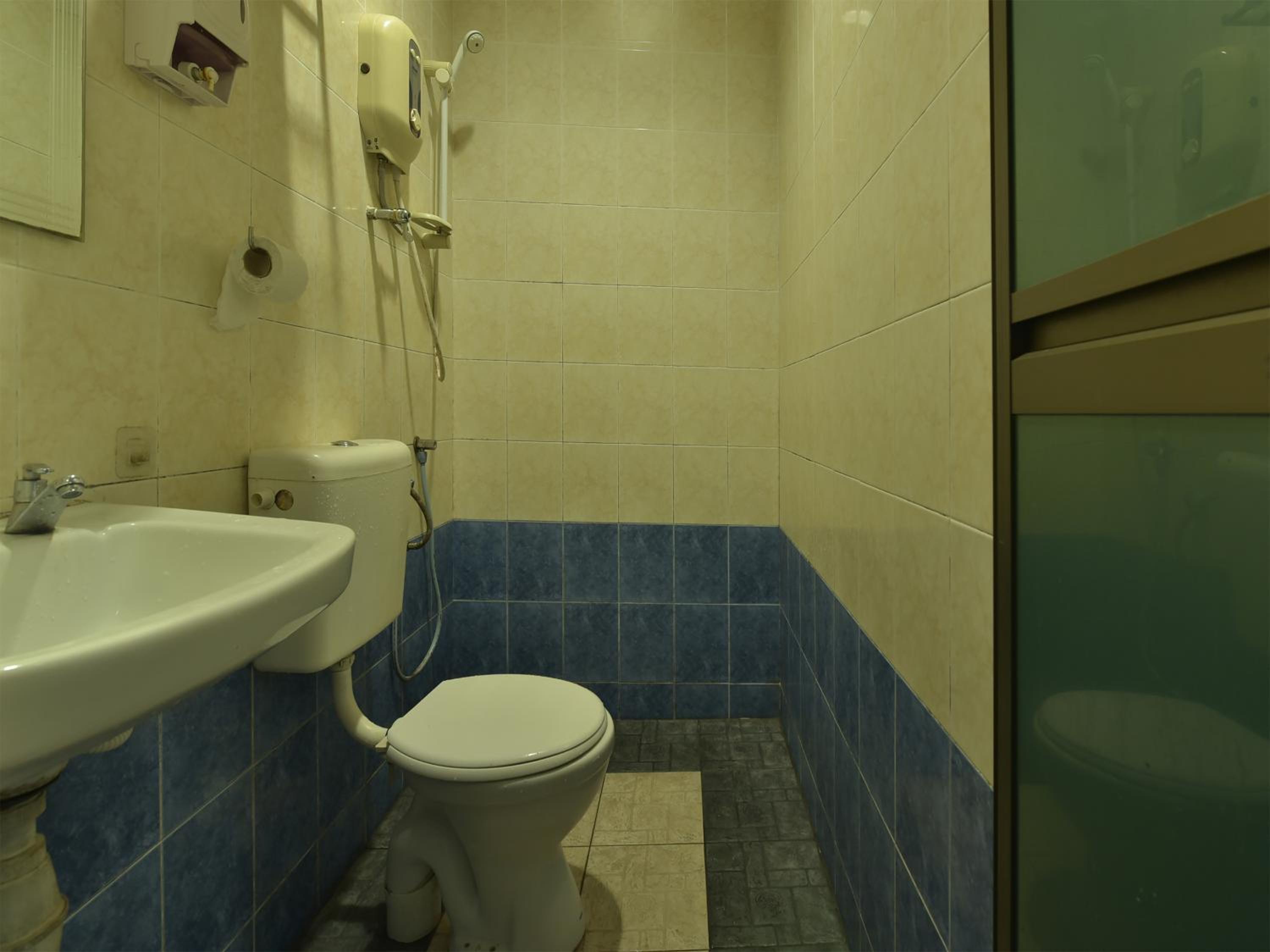 Standard Double Room - Photo 6