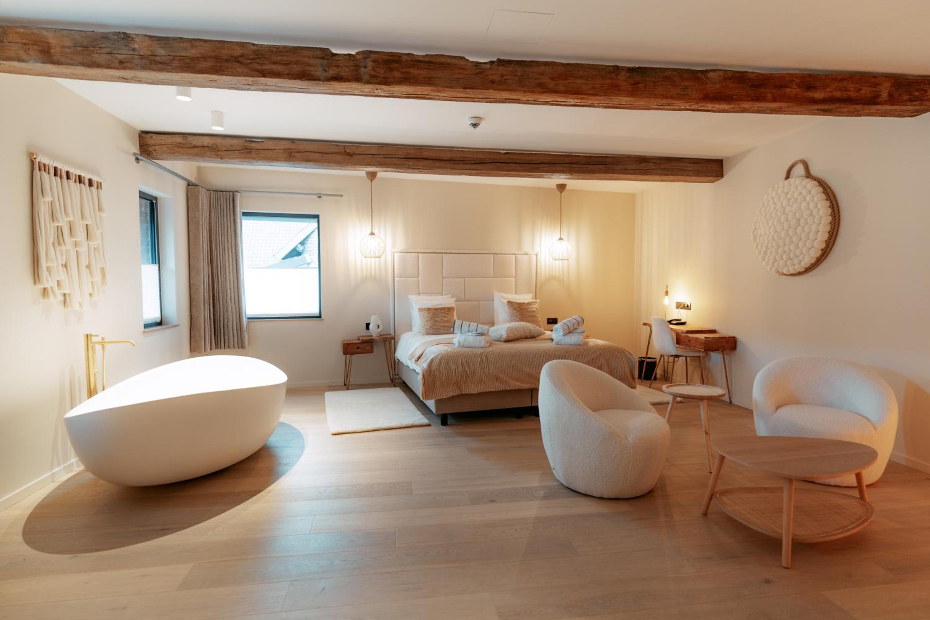 Suite photo 1