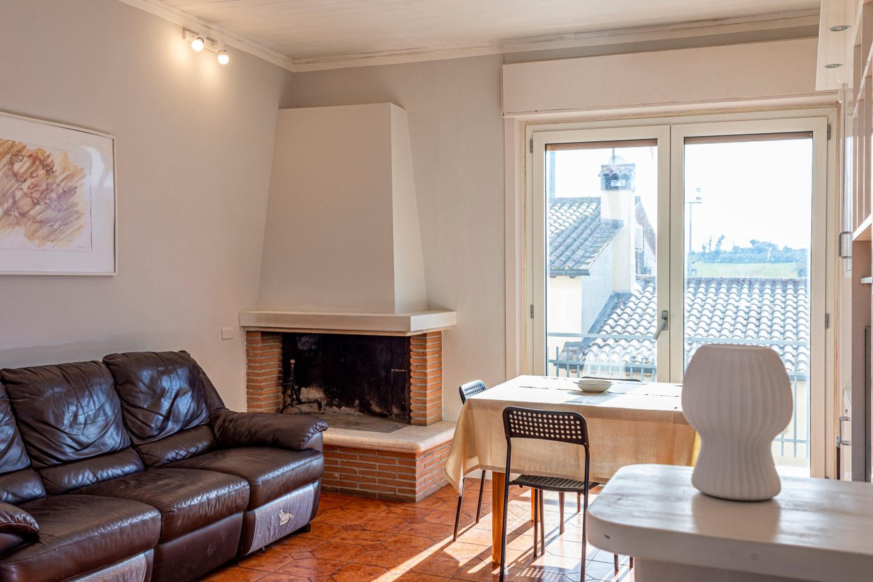Apartment photo 1