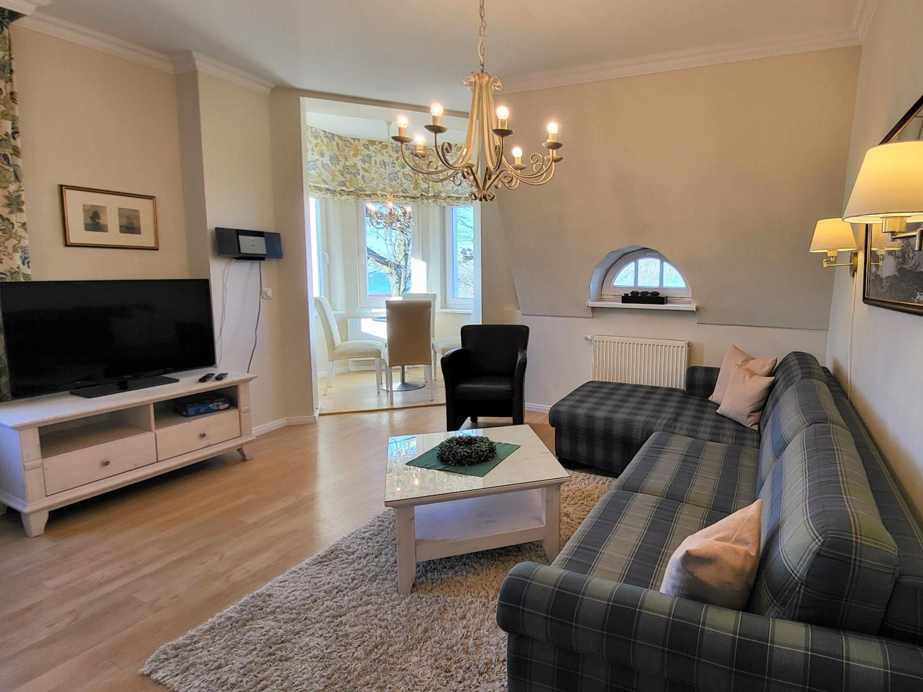 One-Bedroom Apartment with Sea View