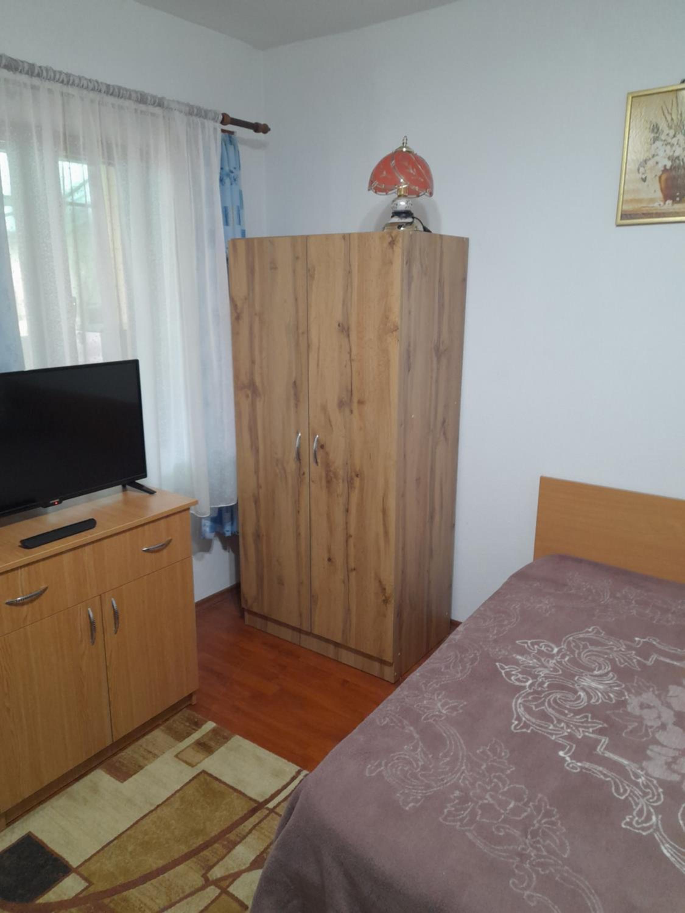 Two-Bedroom House - Photo 15