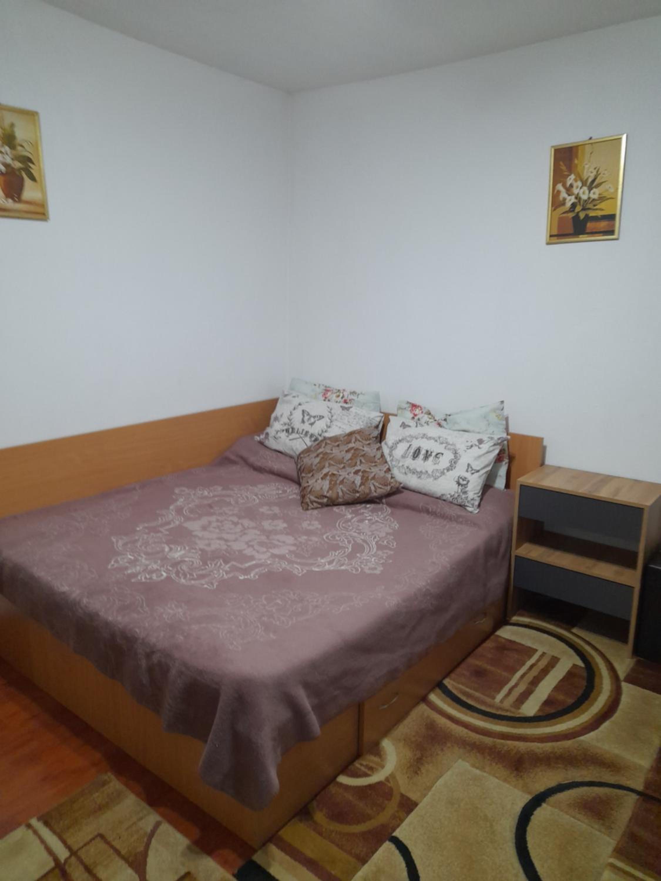 Two-Bedroom House - Photo 16