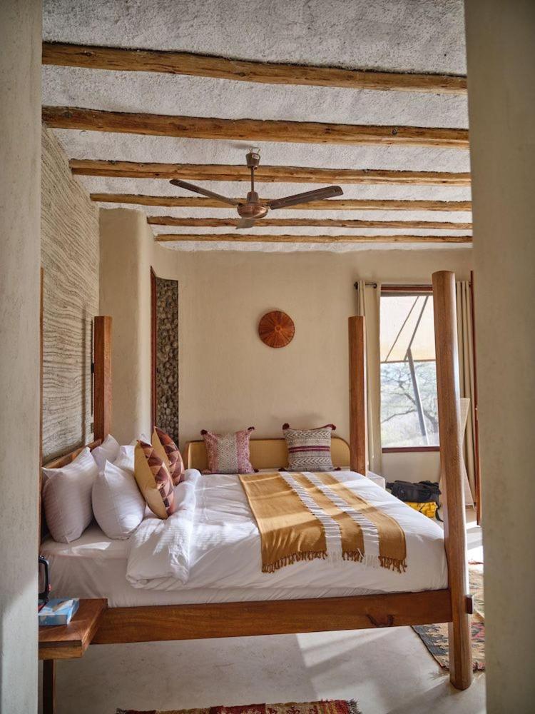 Deluxe Family Room - Photo 1
