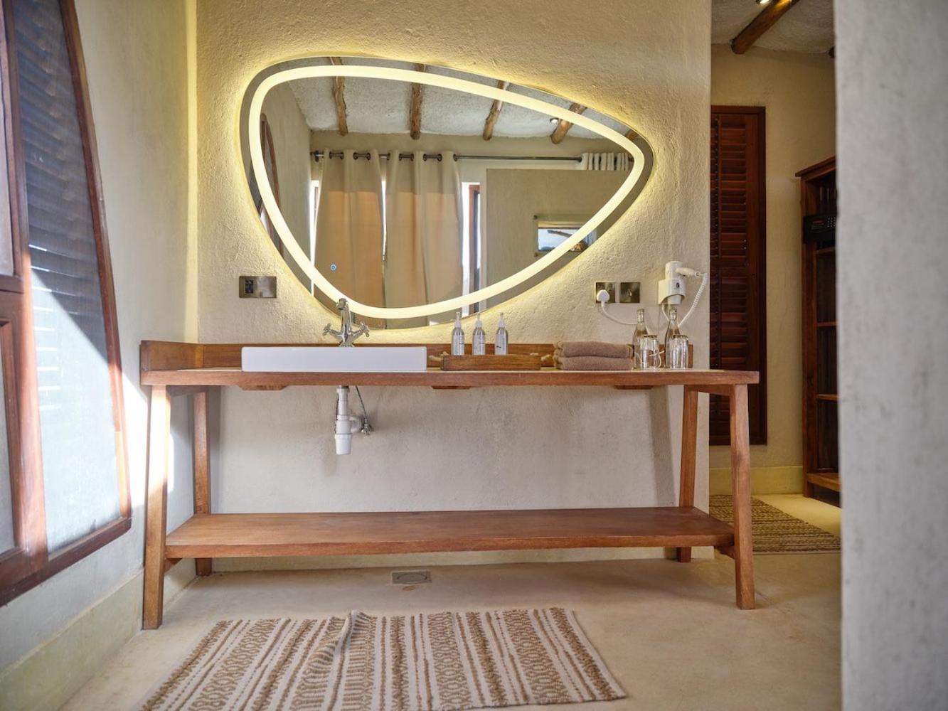 Deluxe Twin Room - Photo 6
