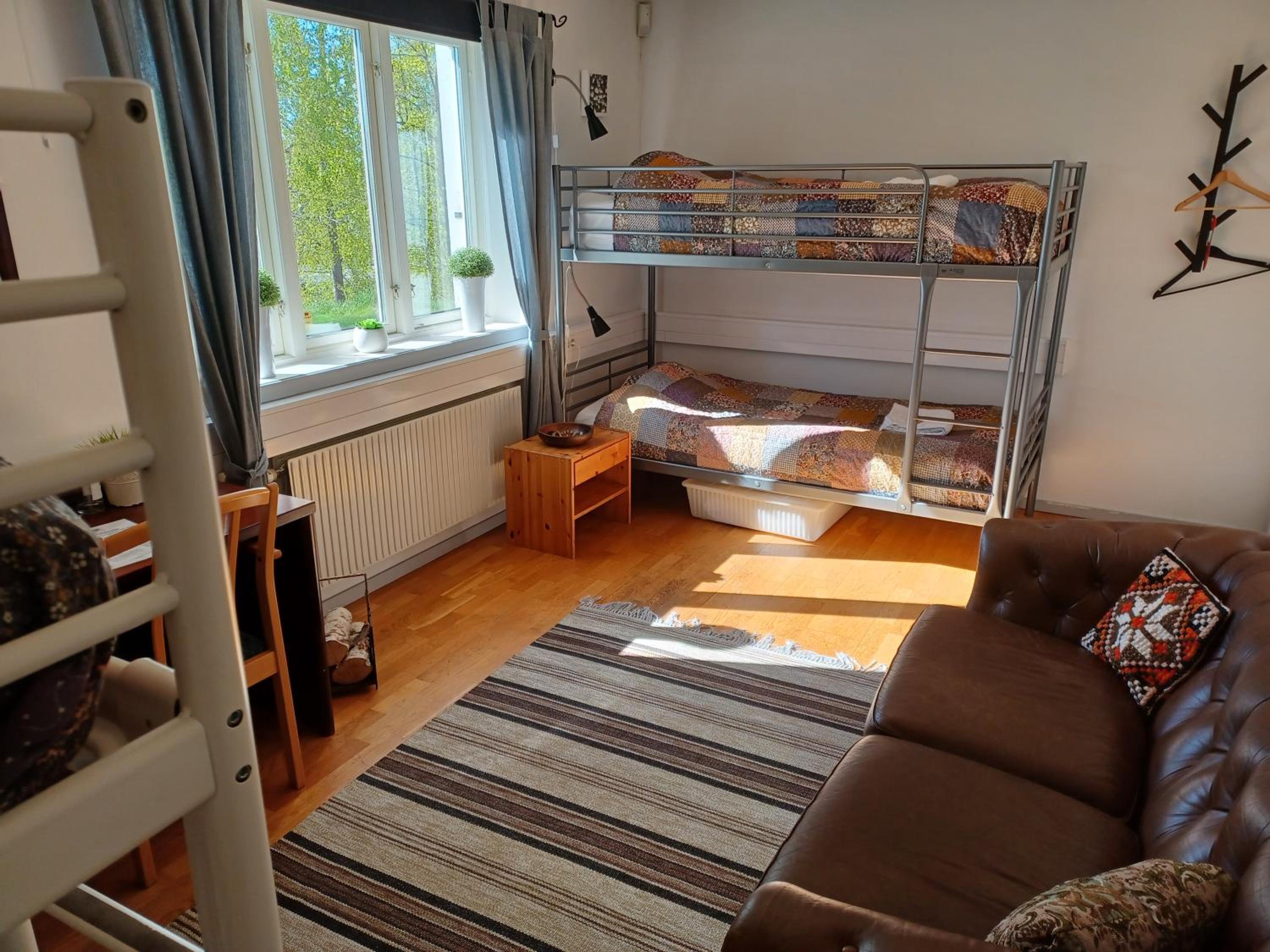 Family Room - Annex photo 2
