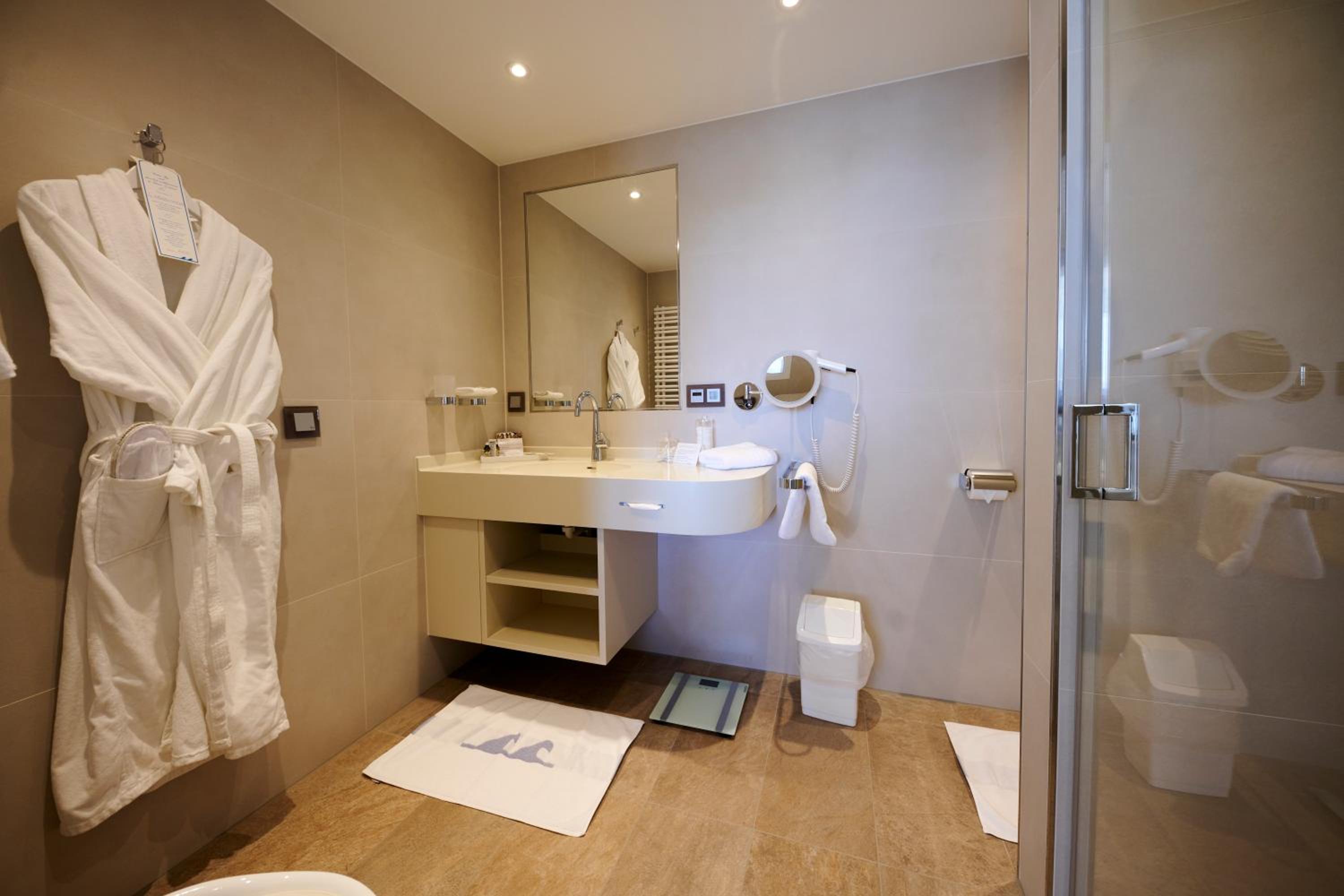 Single Room photo 2