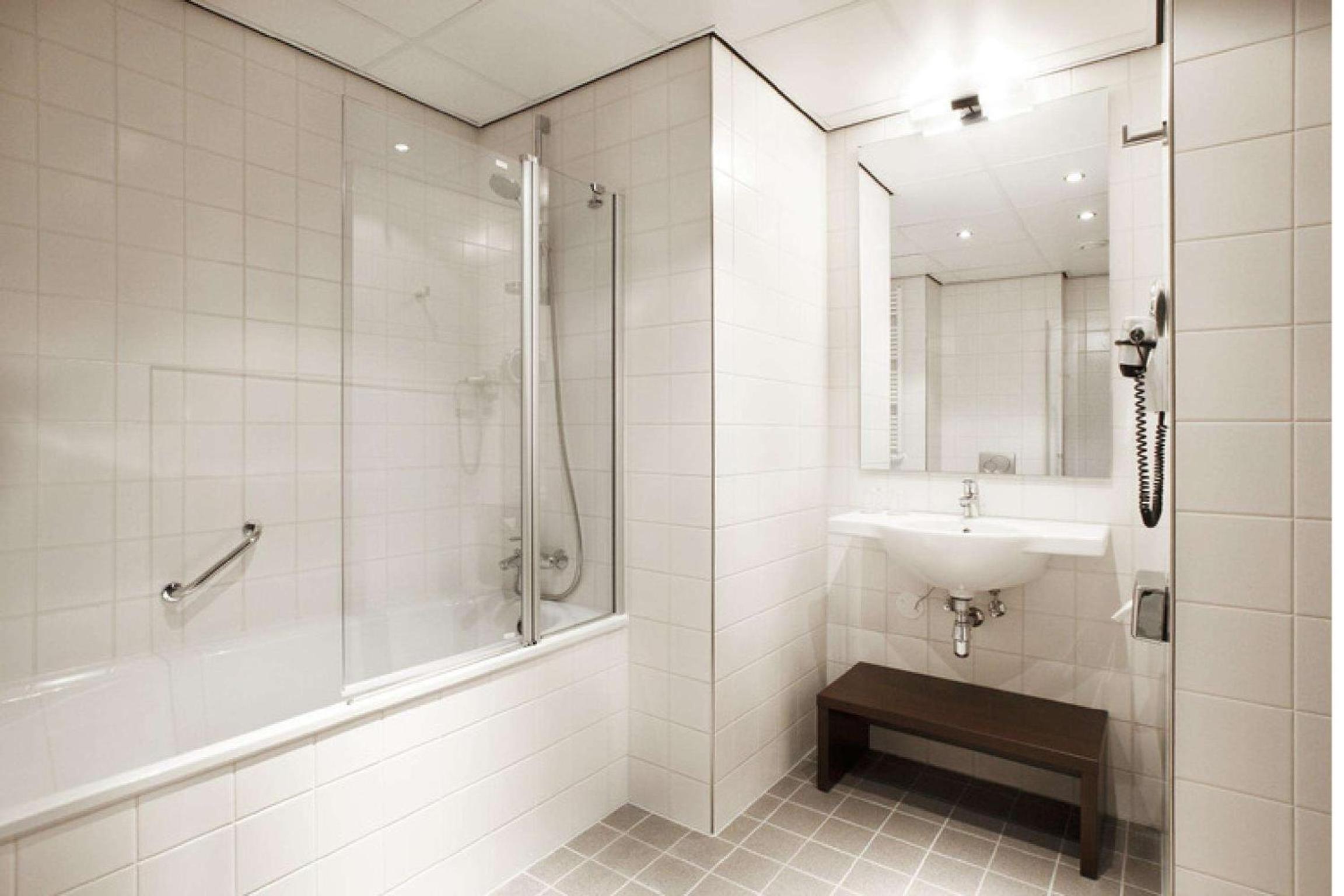 Standard Double or Twin Room - Photo 3