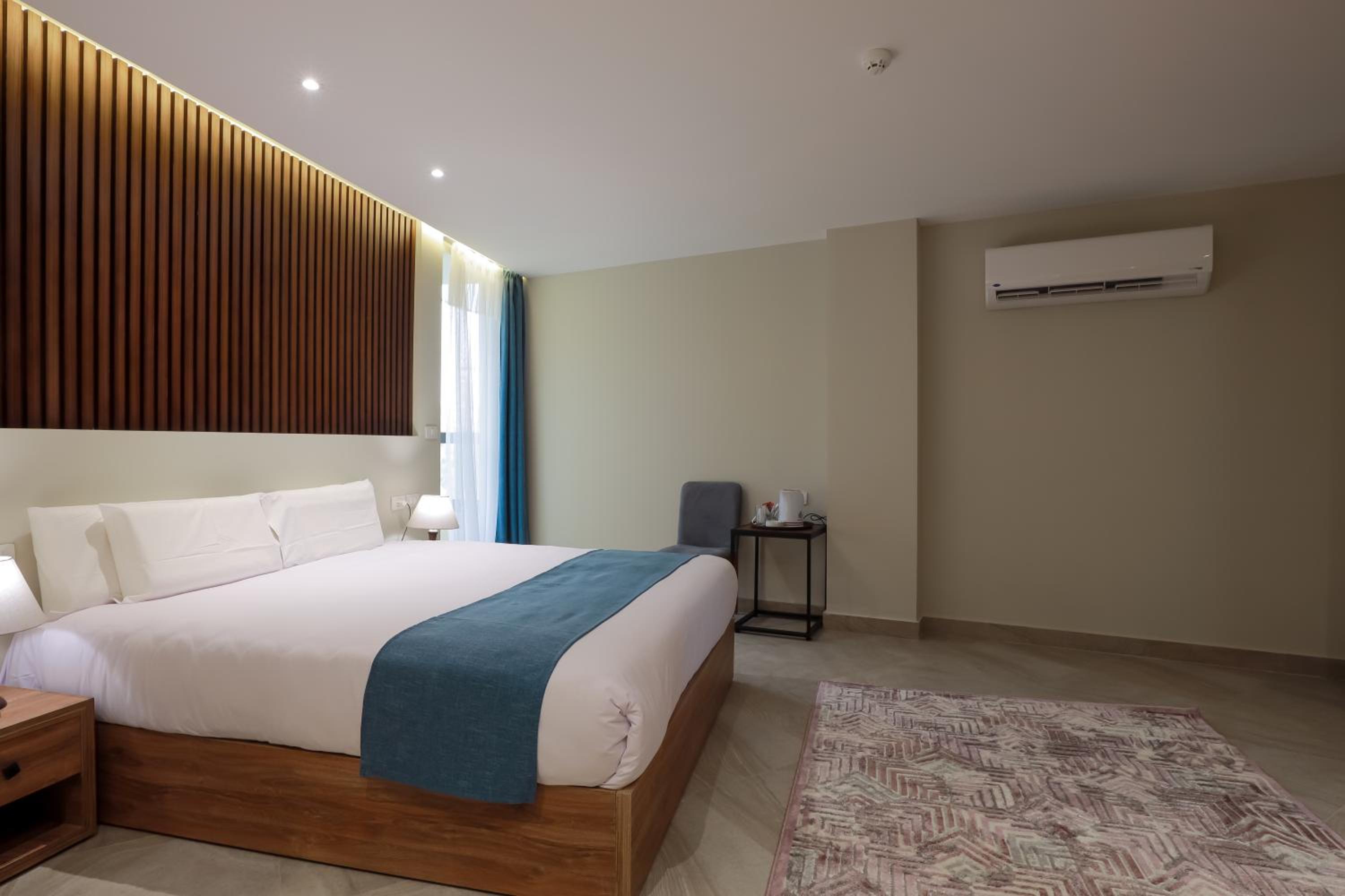 Superior Double or Twin Room with Garden View photo 2