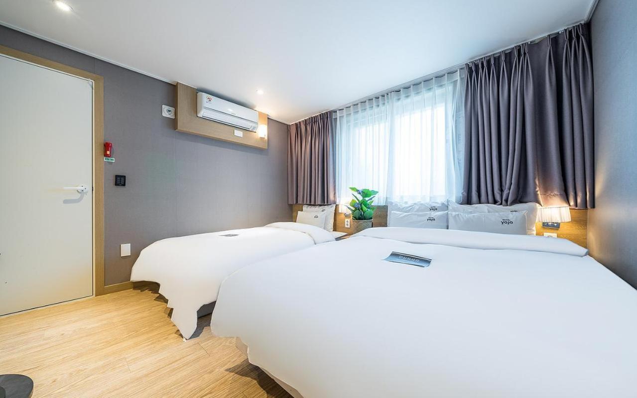 Deluxe Twin Room photo 1