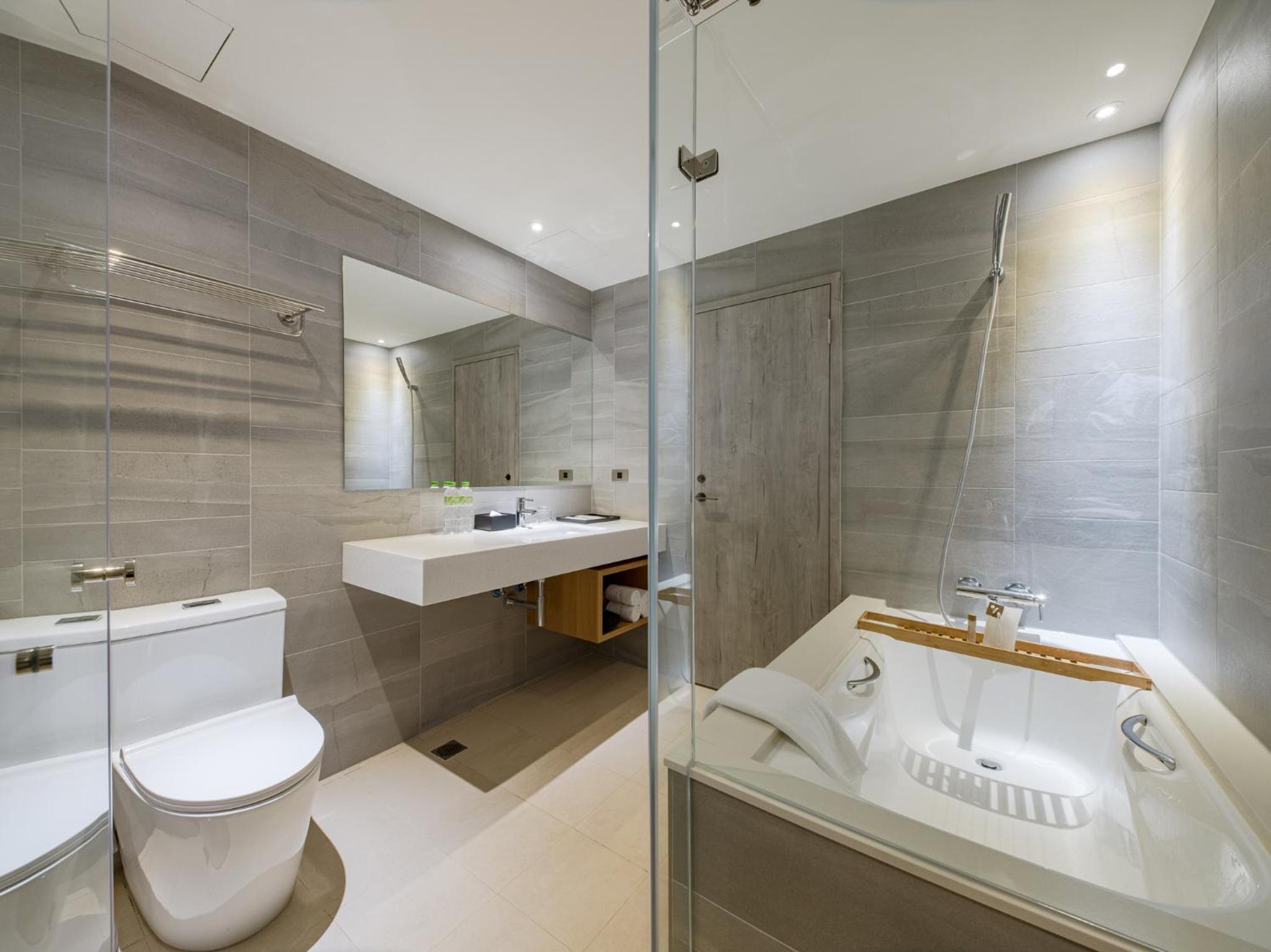 Executive Suite photo 3