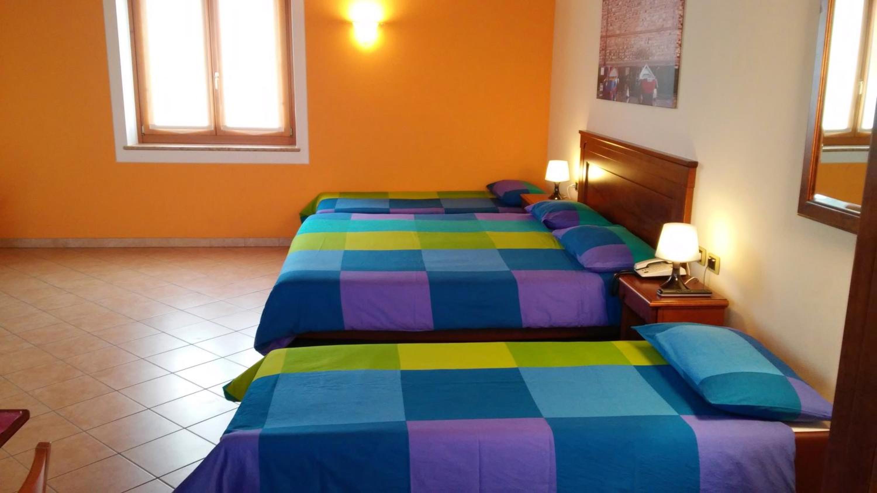 Quadruple Room - Photo 7