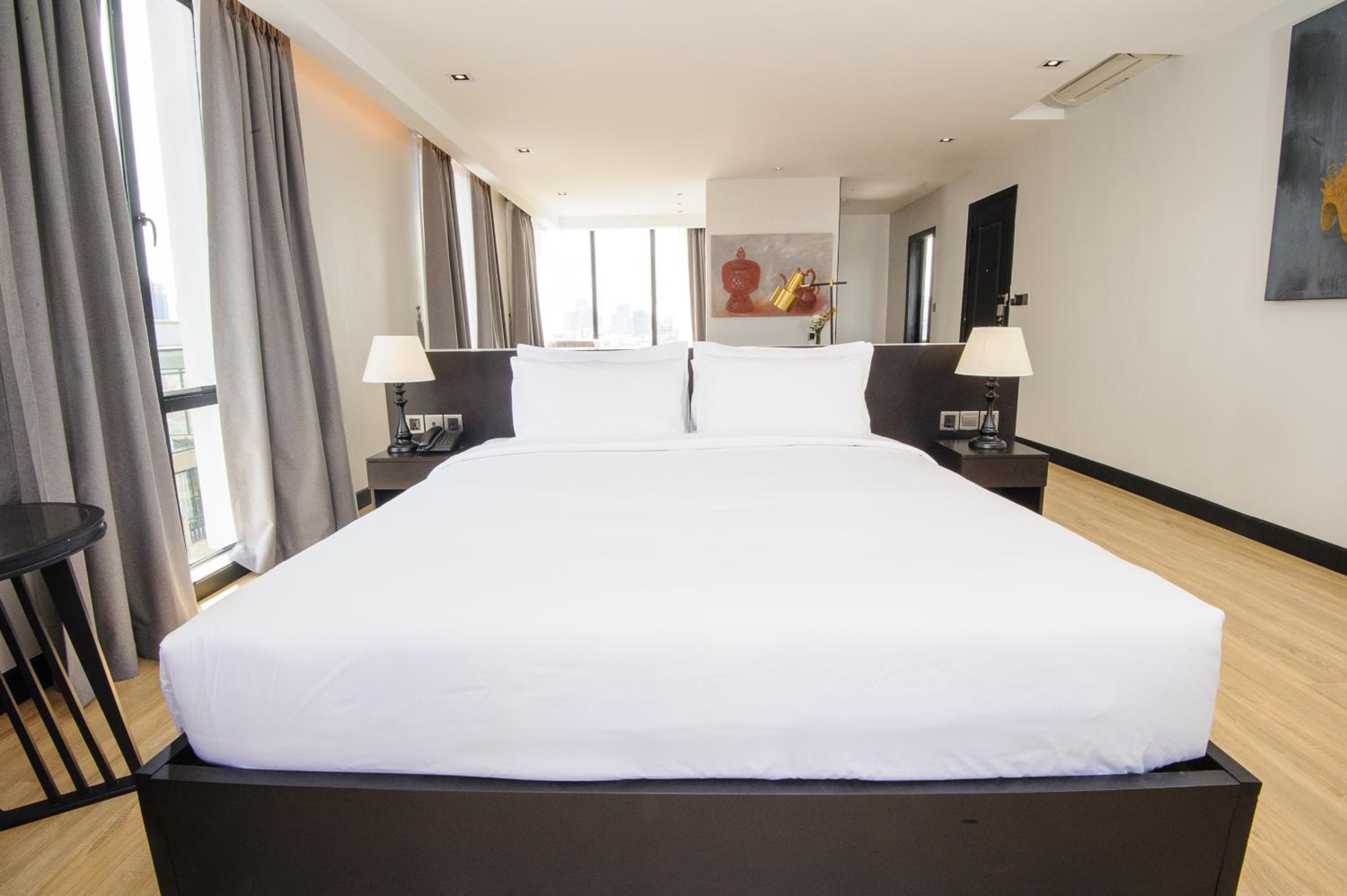 Glow Park Suite - Photo 4