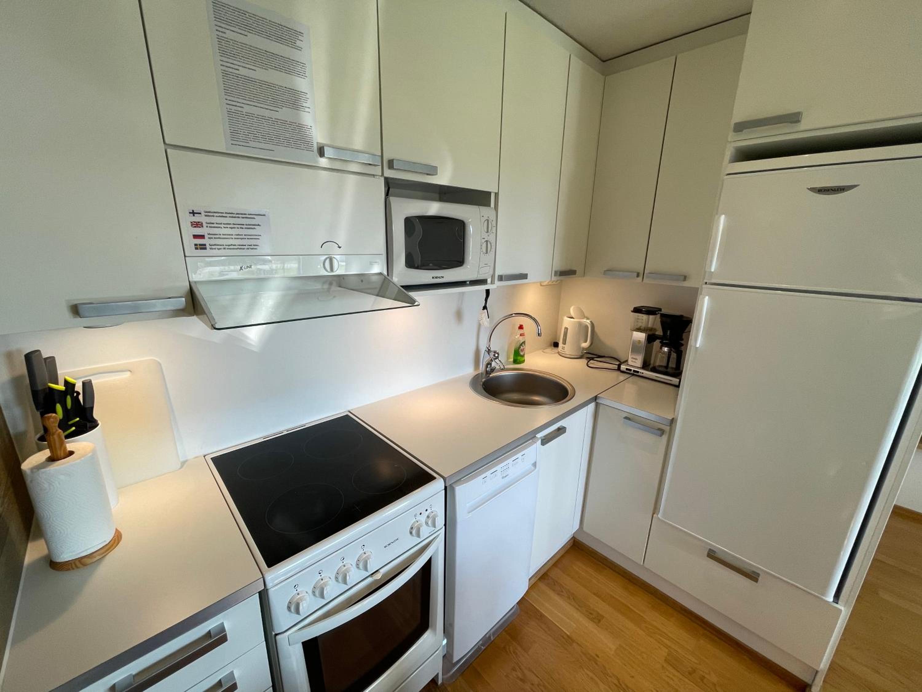 Two-Bedroom Apartment - Photo 7