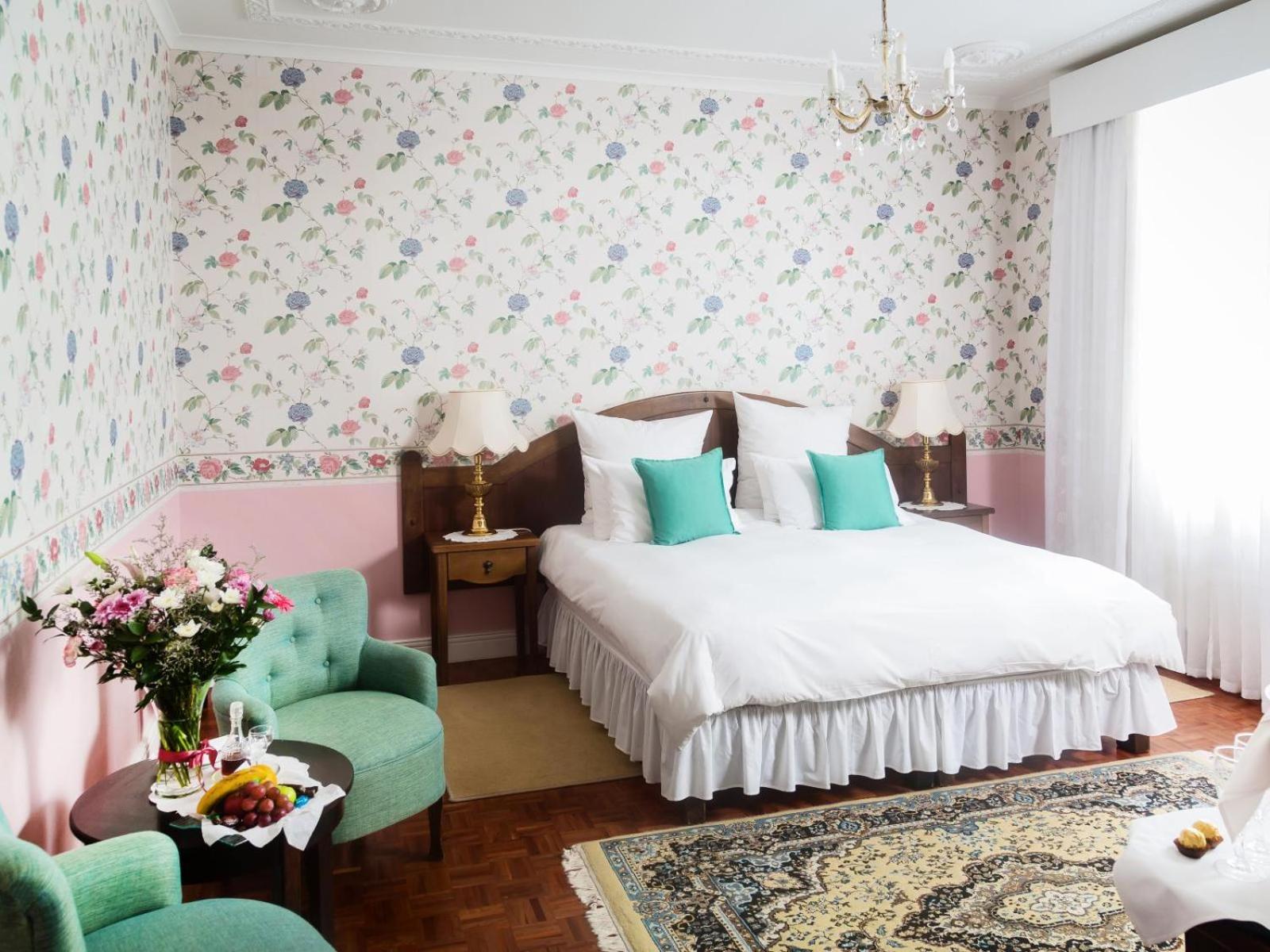 Queen Suite photo 1