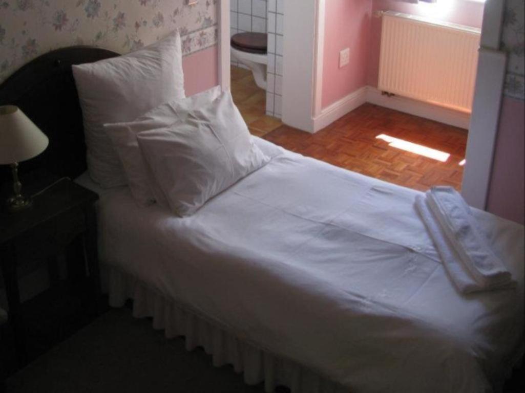 Standard Single Room photo 2