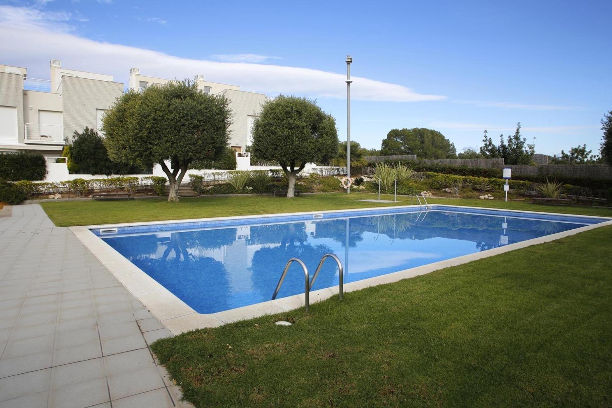 Villa with Garden View photo 2