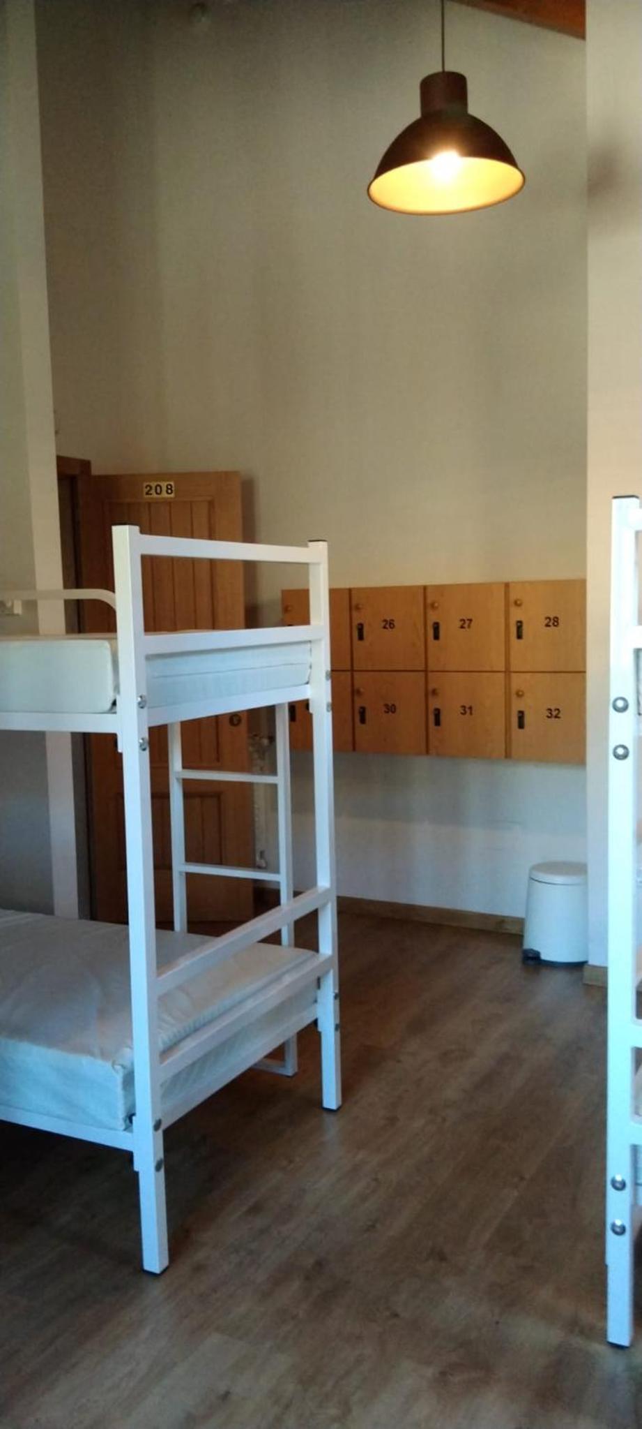 Habitación familiar con baño