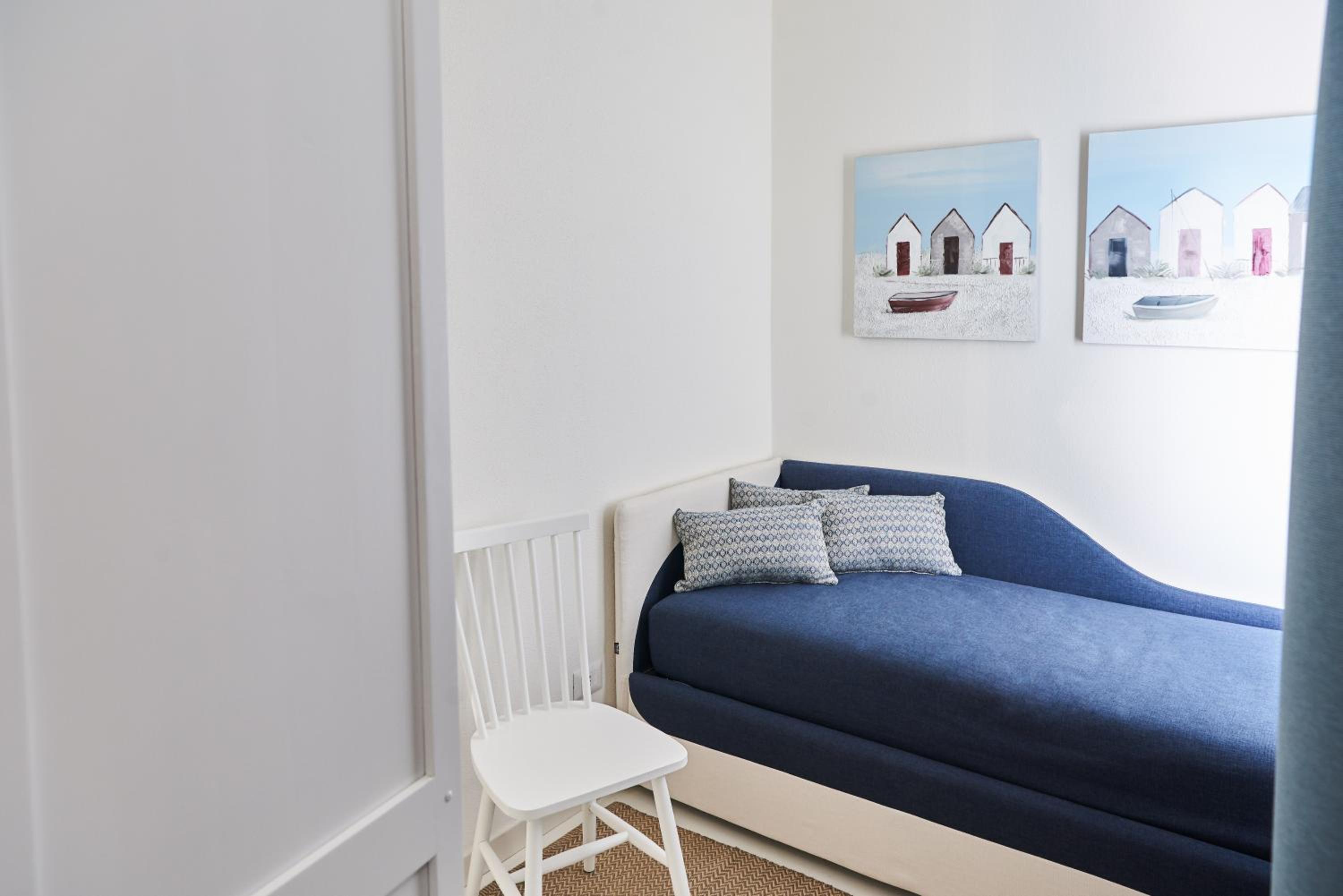 Apartment photo 2
