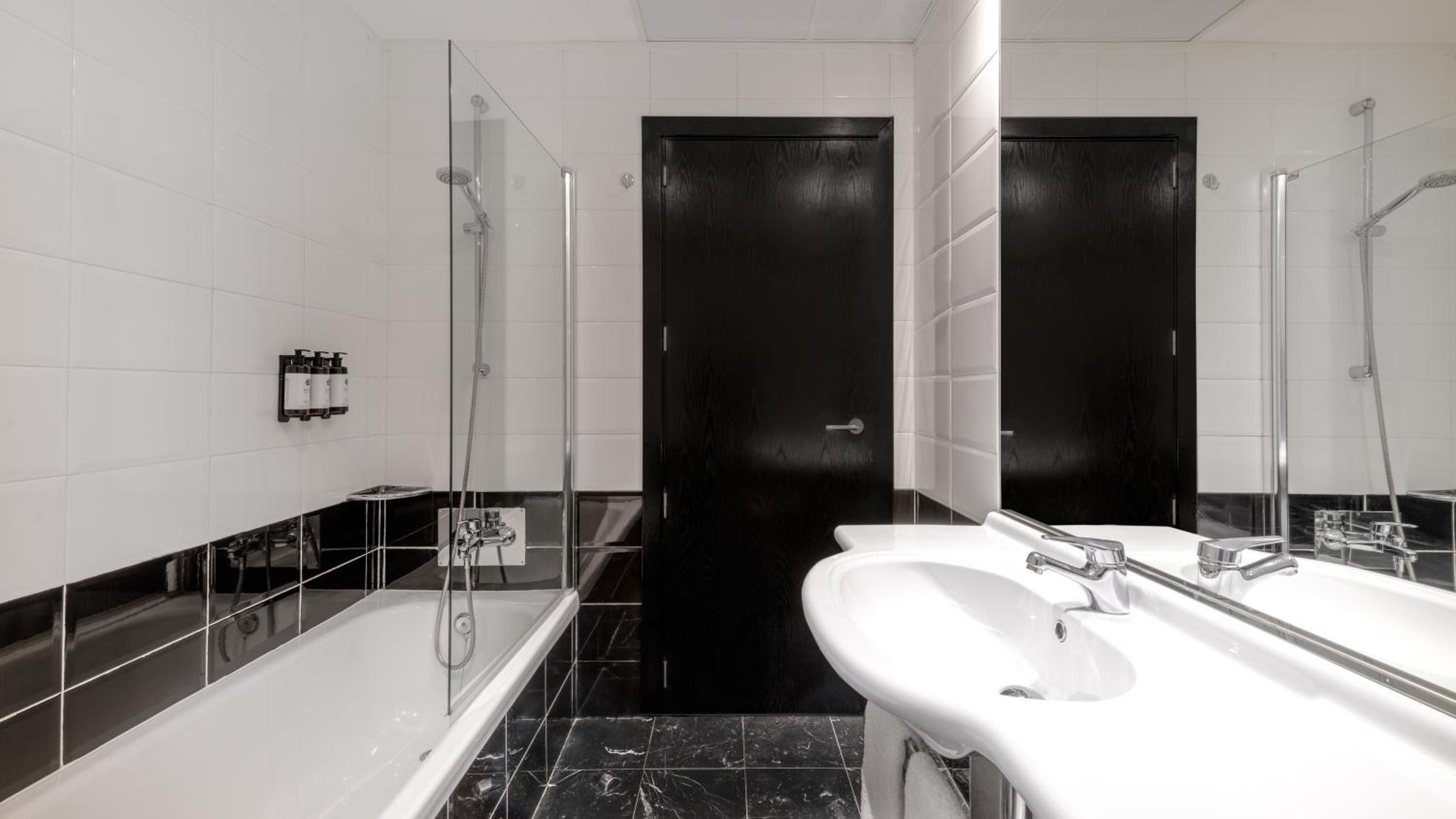 Junior Suite - Photo 8