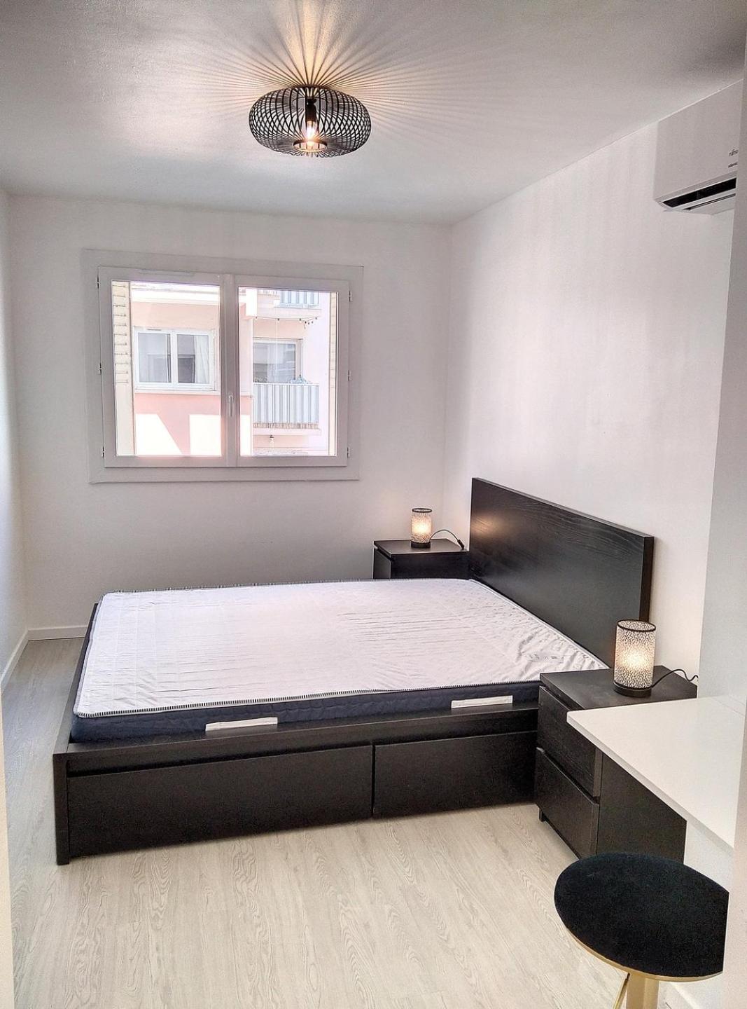 Apartment photo 2
